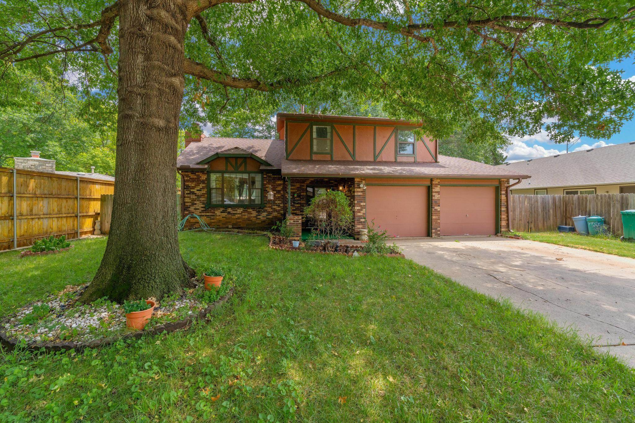 3 N Willow, Mulvane, KS 67110