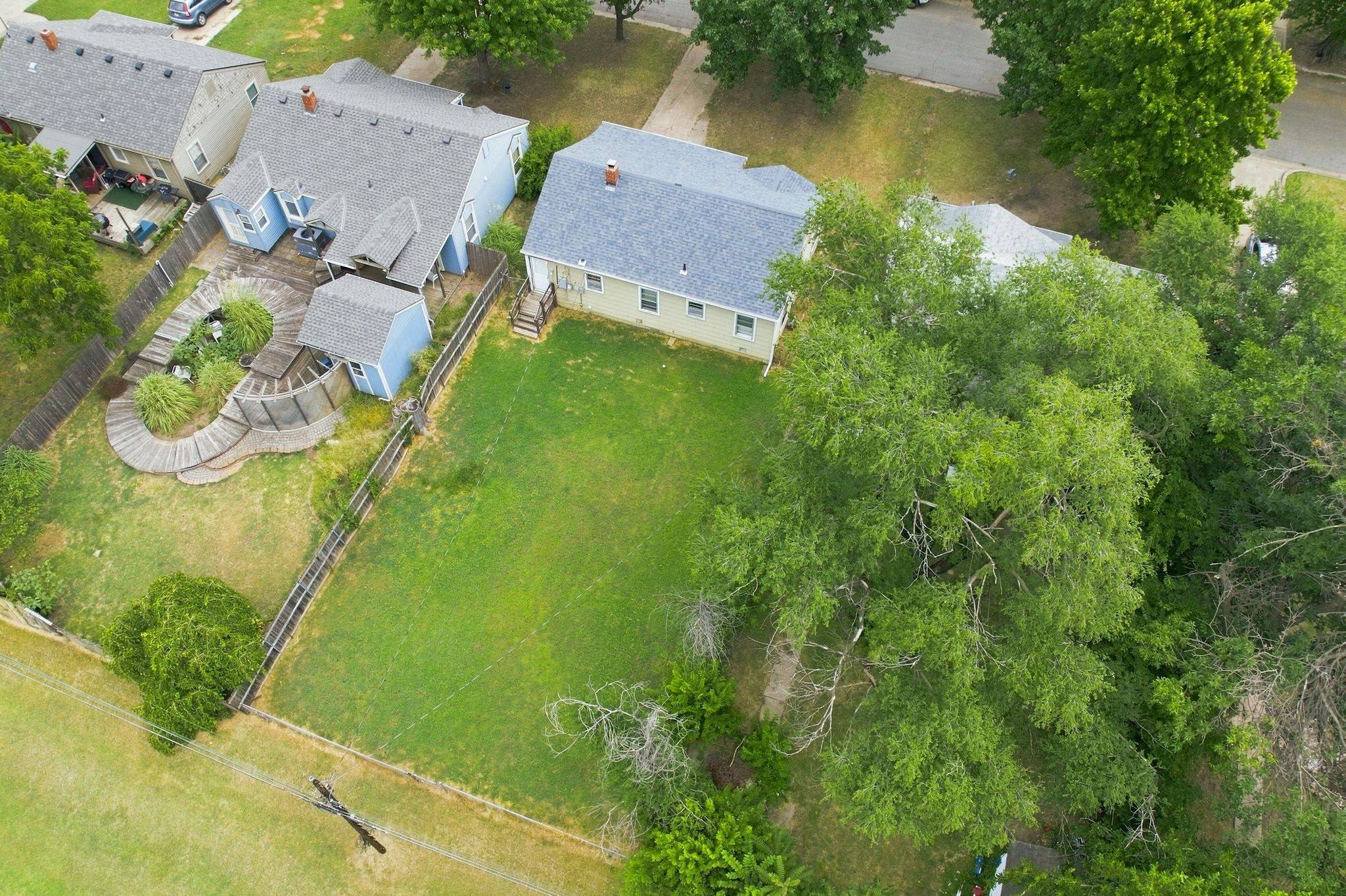 923 N Belmont Ave, Wichita, KS 67208