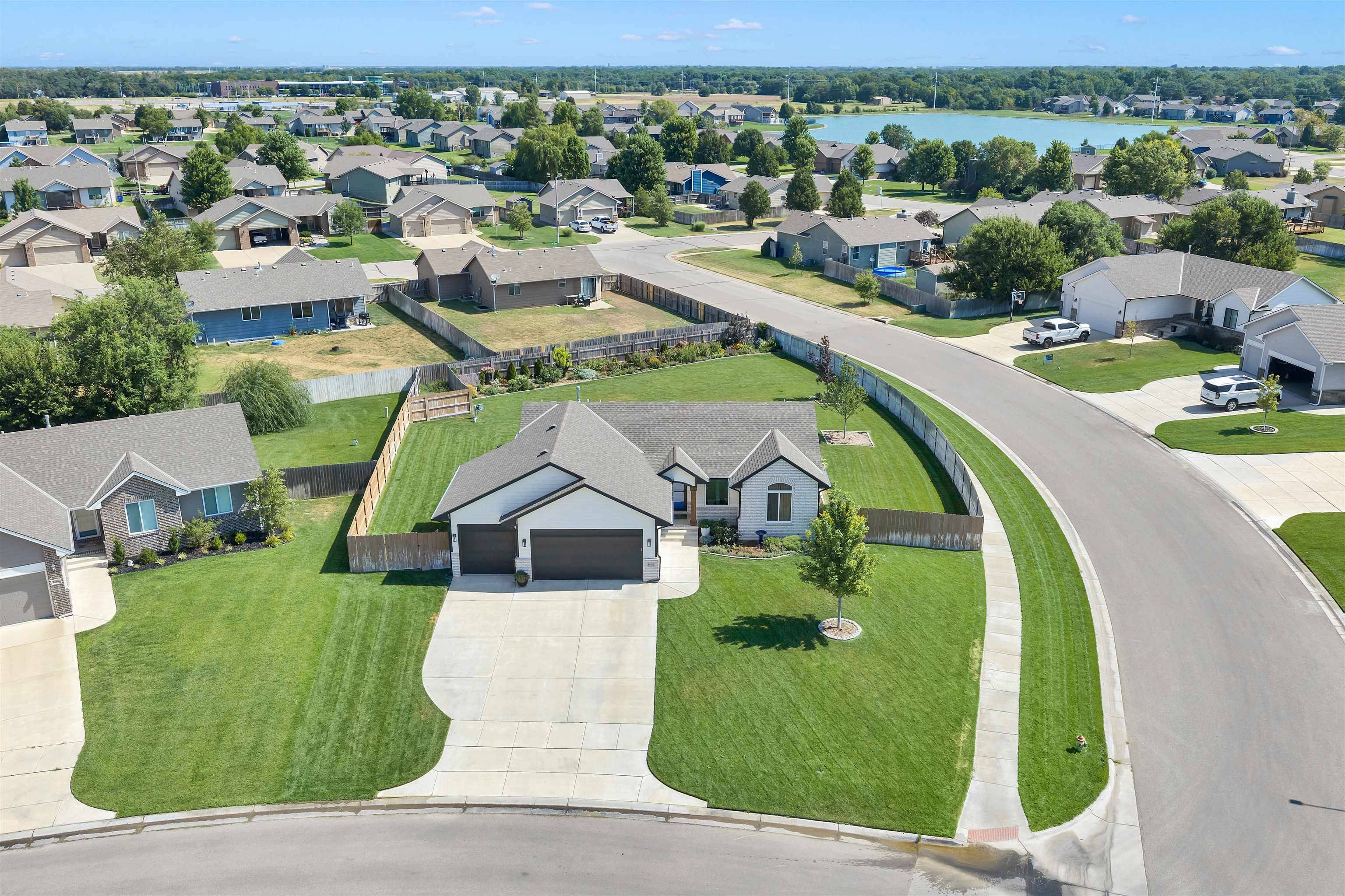 14202 W Ridgepoint, Wichita, KS 67235