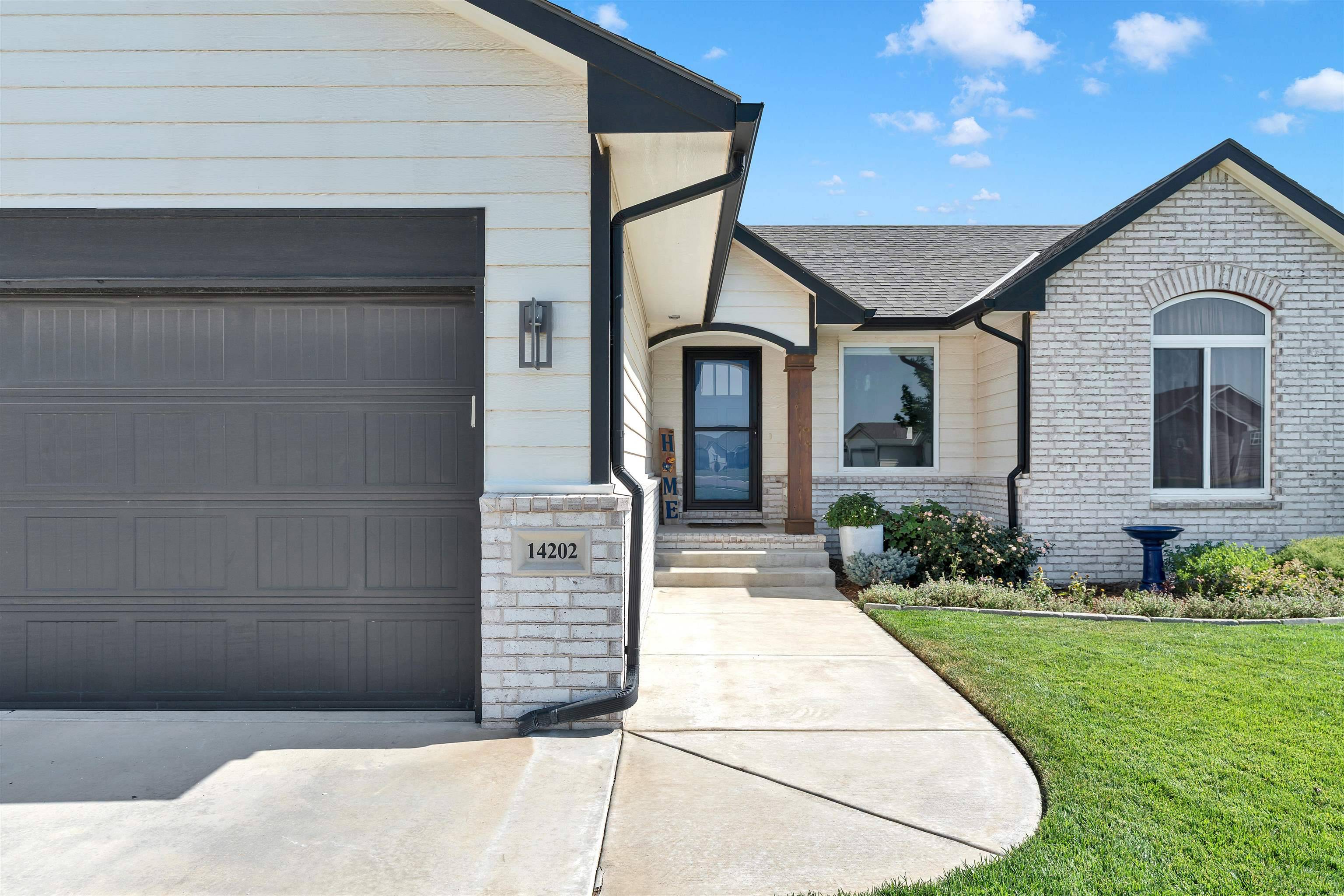 14202 W Ridgepoint, Wichita, KS 67235