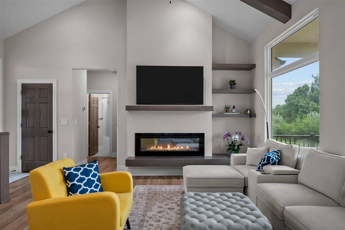 4909 N Emerald Ct, Maize, KS 67101-8716