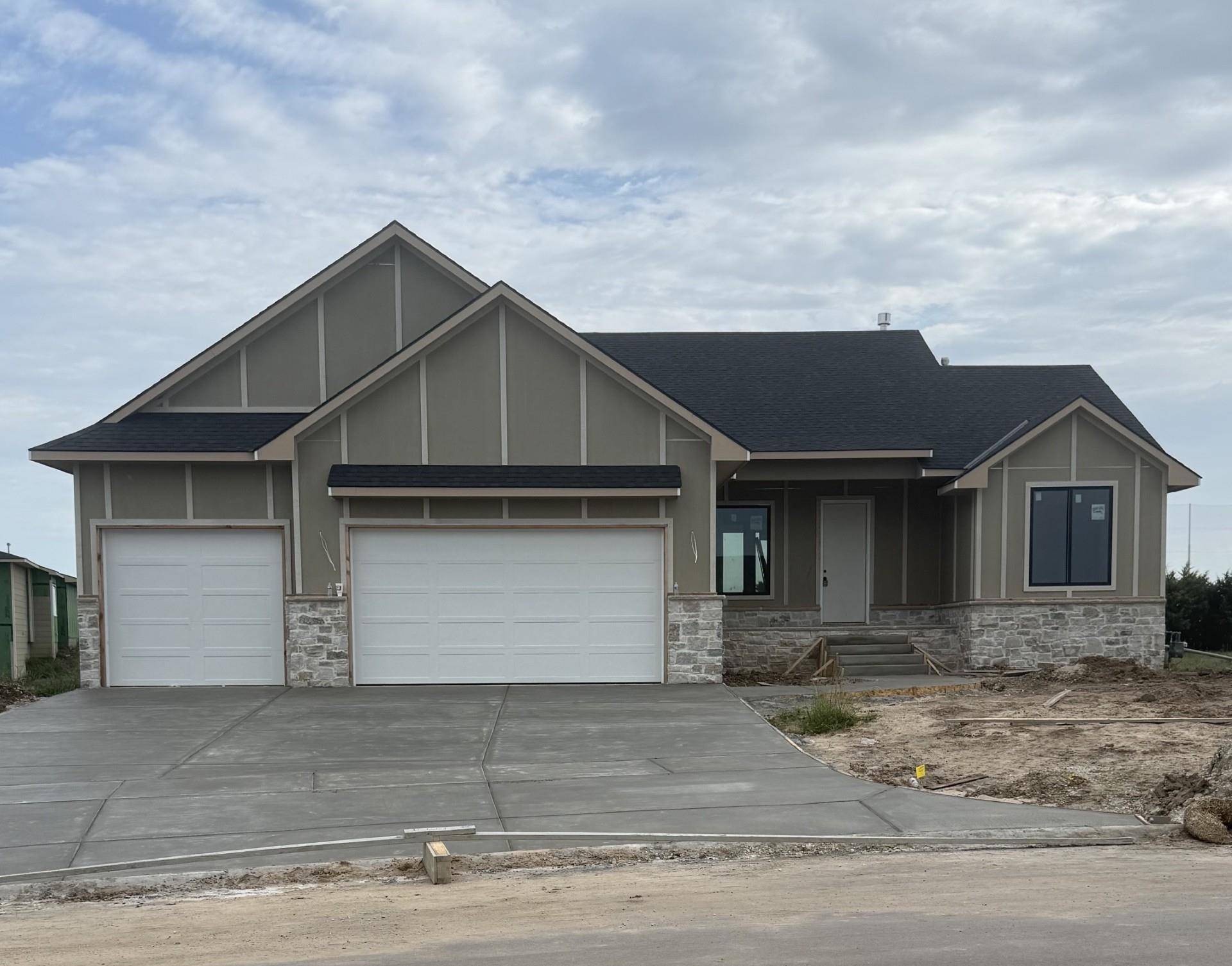 11605 E Winterberry St, Wichita, KS 67226