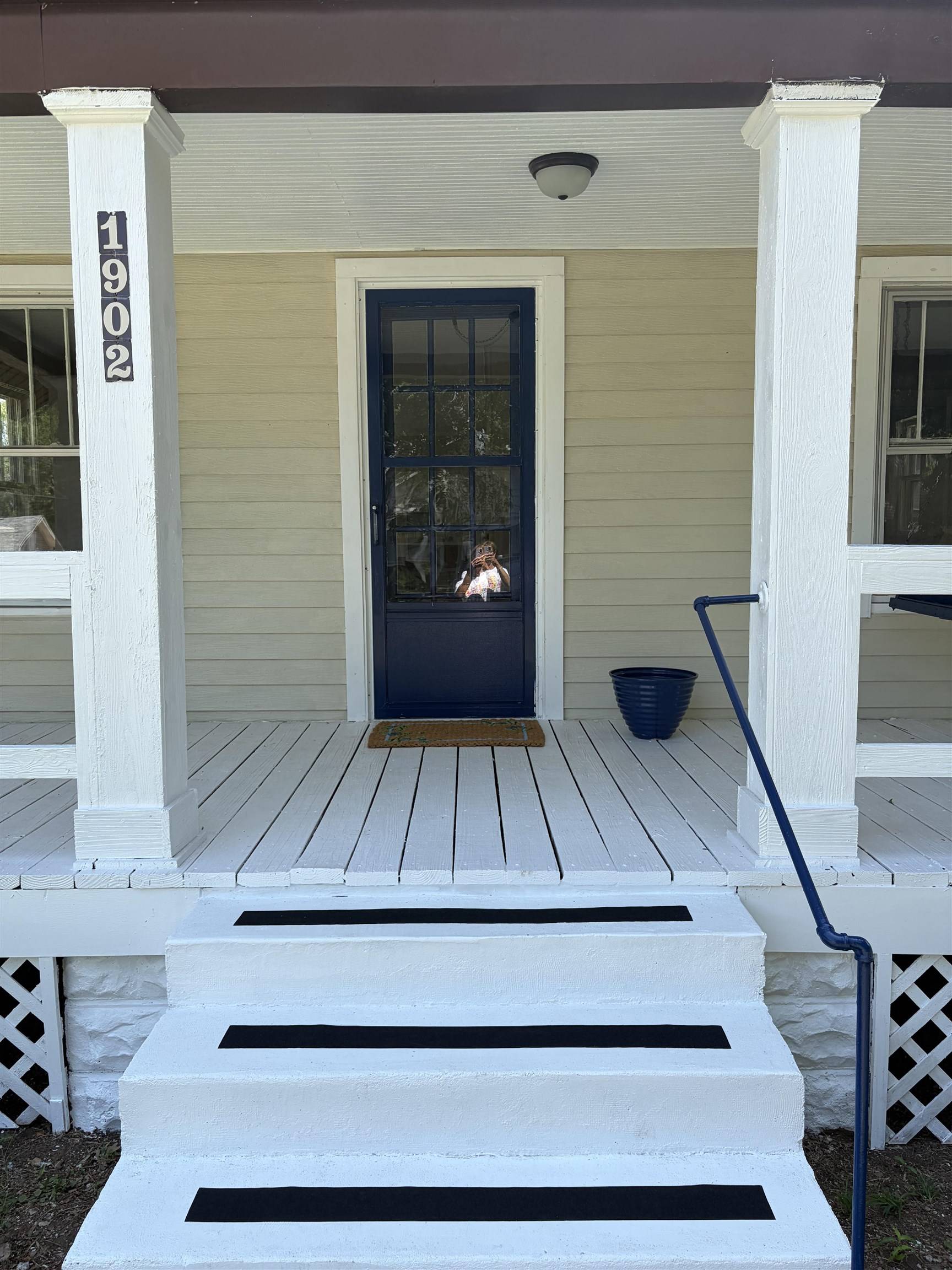 1902 Loomis, Winfield, KS 67156