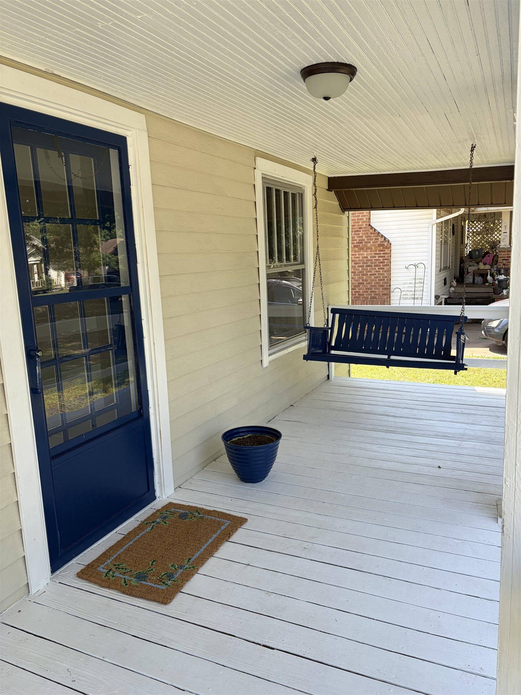 1902 Loomis, Winfield, KS 67156