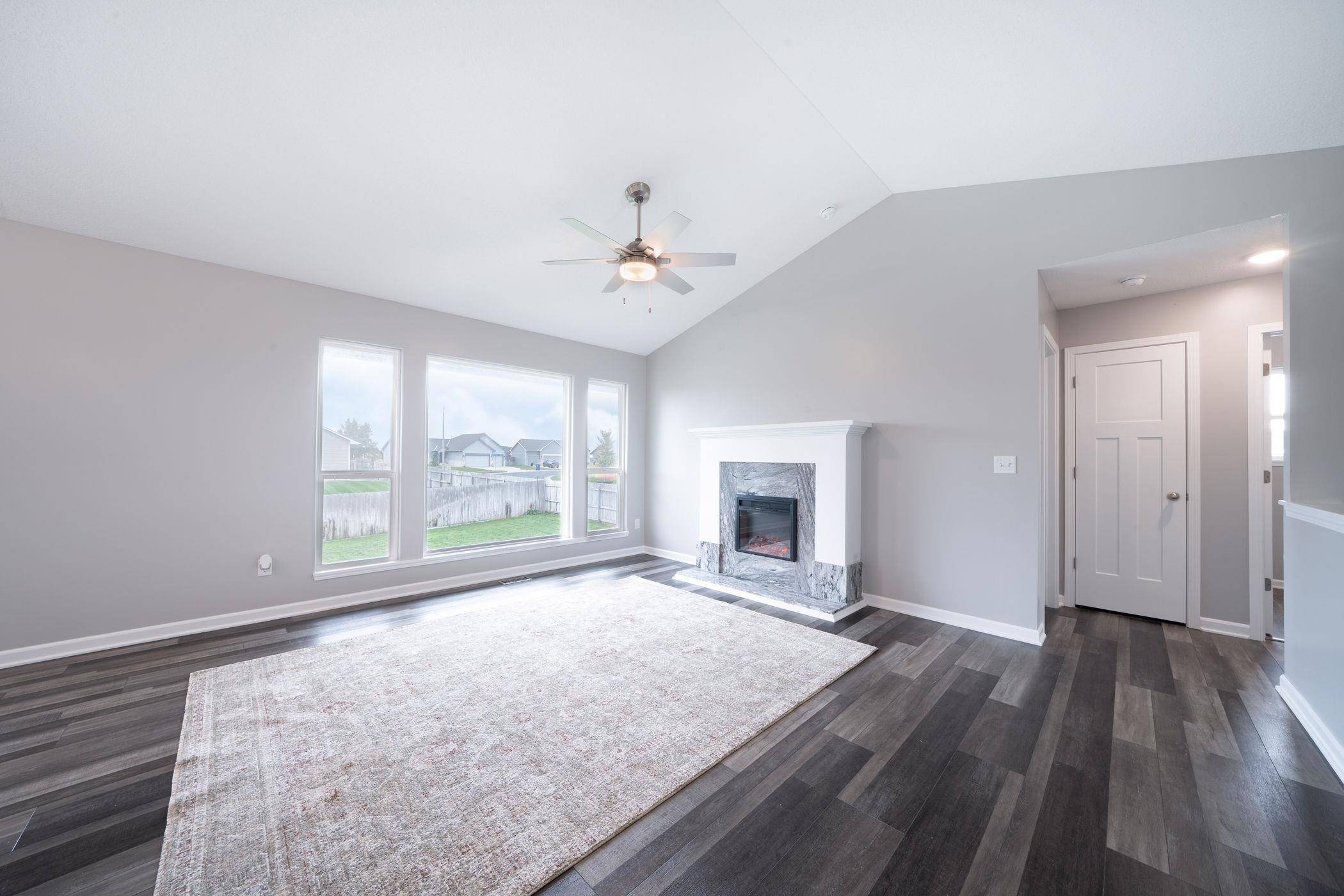 902 N St Andrew Ct, Goddard, KS 67052