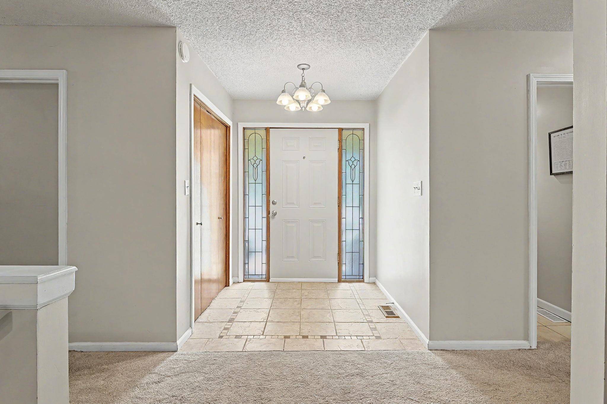 1224 N Armstrong Ct., Derby, KS 67037