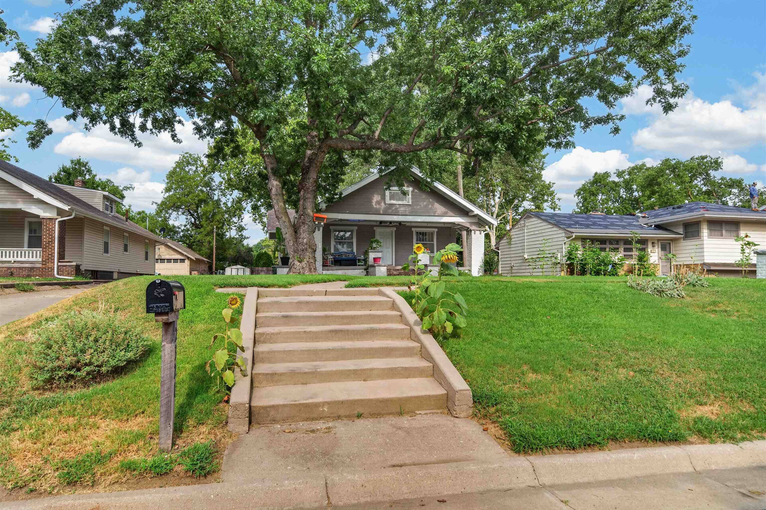 2321 N Monroe, Hutchinson, KS 67502
