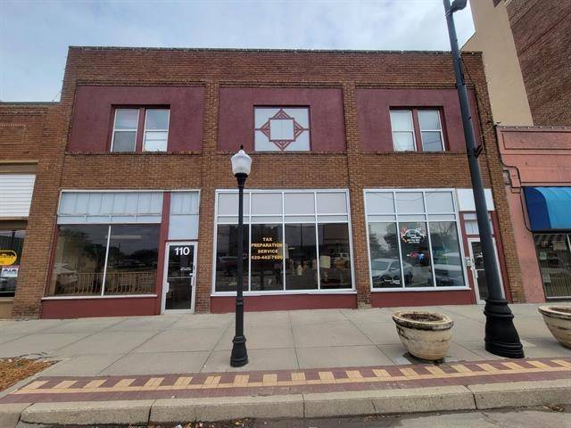 108-110 N Summit, Arkansas City, KS 67005
