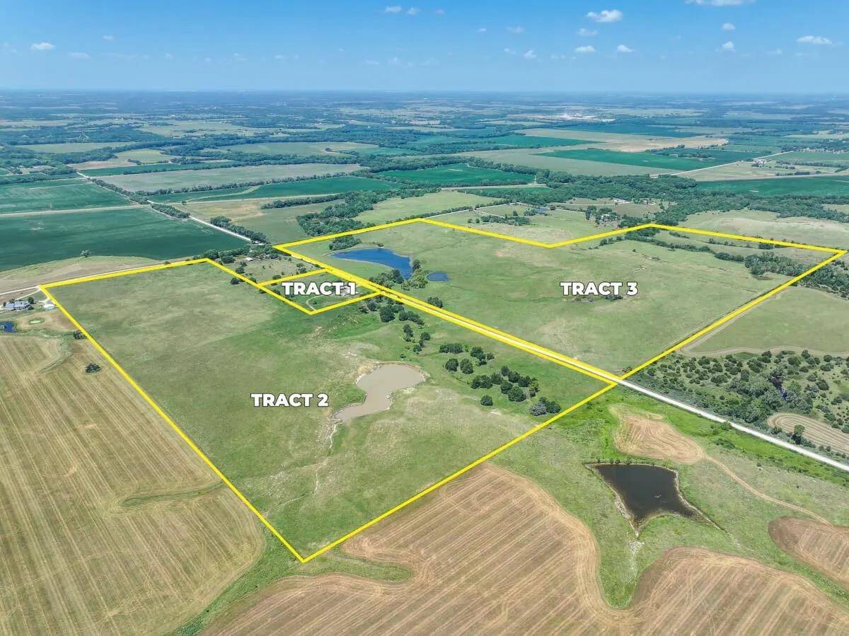 000 SW 200th St, Douglass, KS 67039