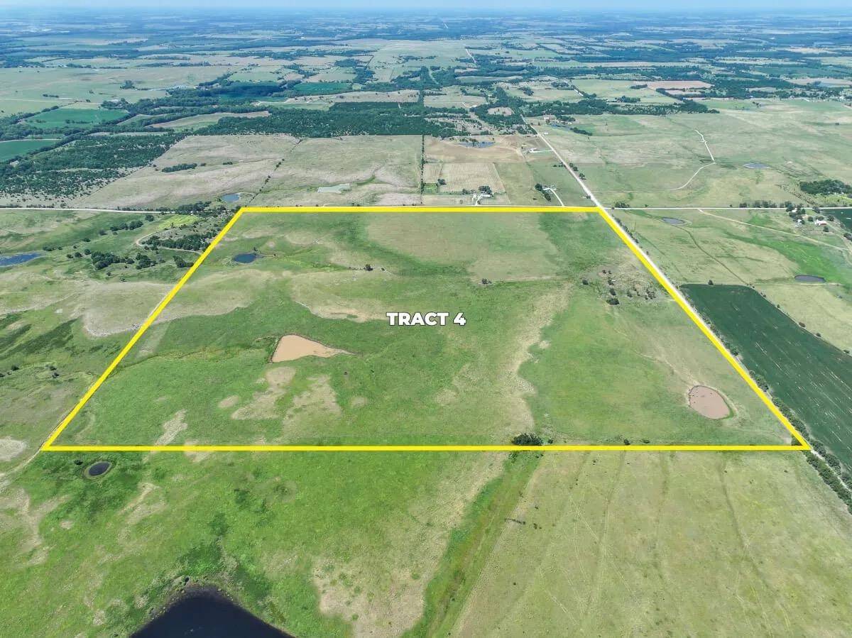 000 SW Shumway Rd, Douglass, KS 67039