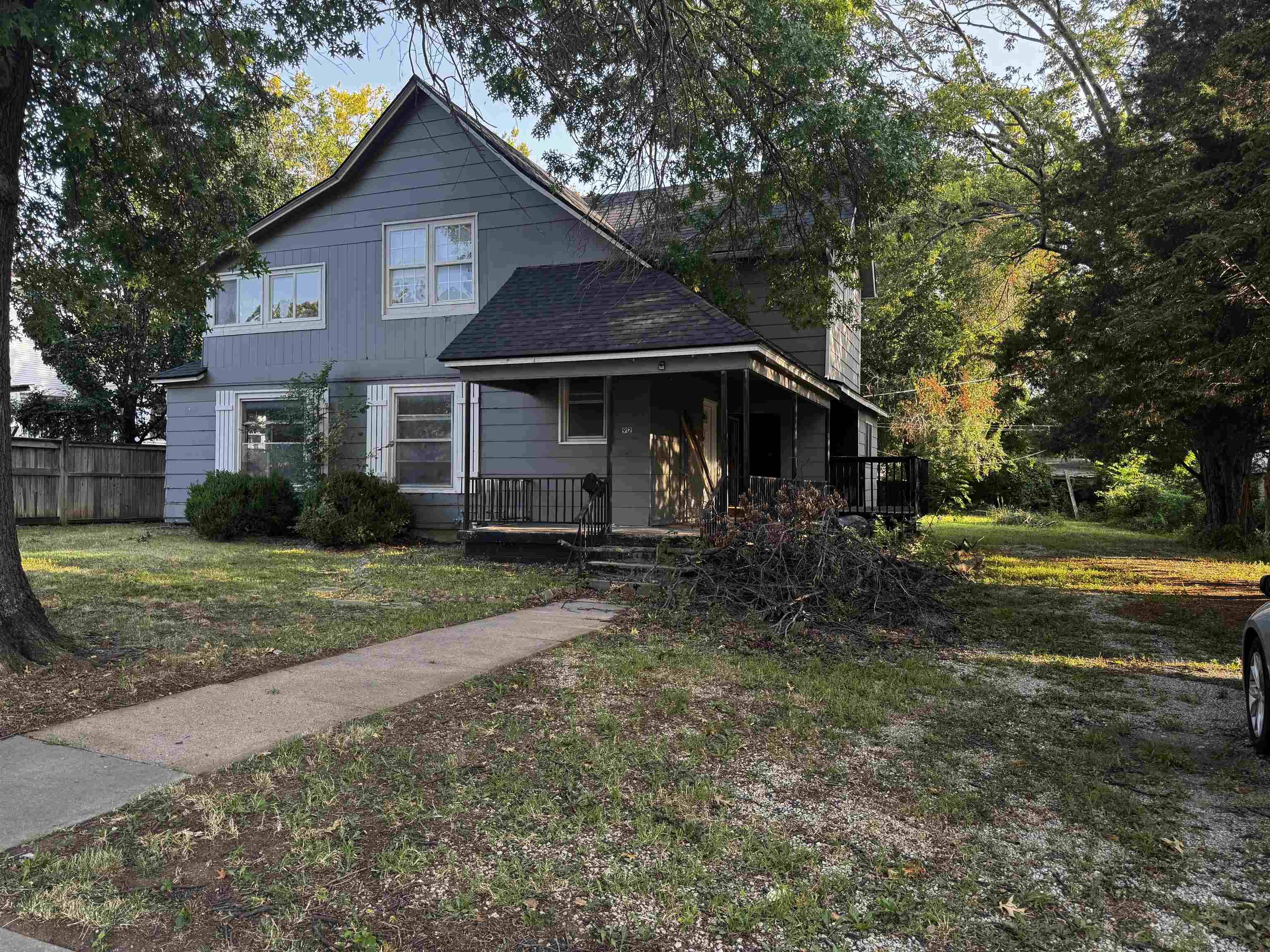 912 W Central Avenue, El Dorado, KS 67042