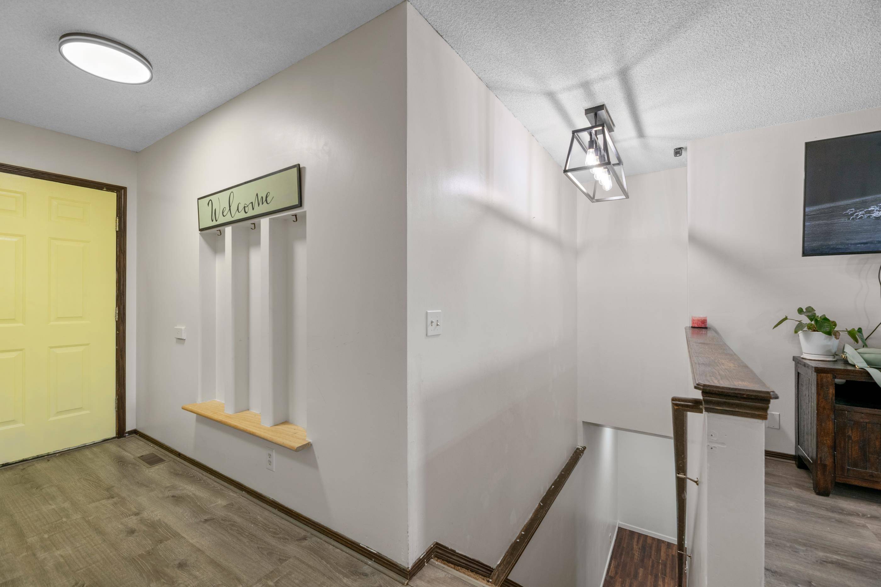 803 N Longview Ct., Valley Center, KS 67147