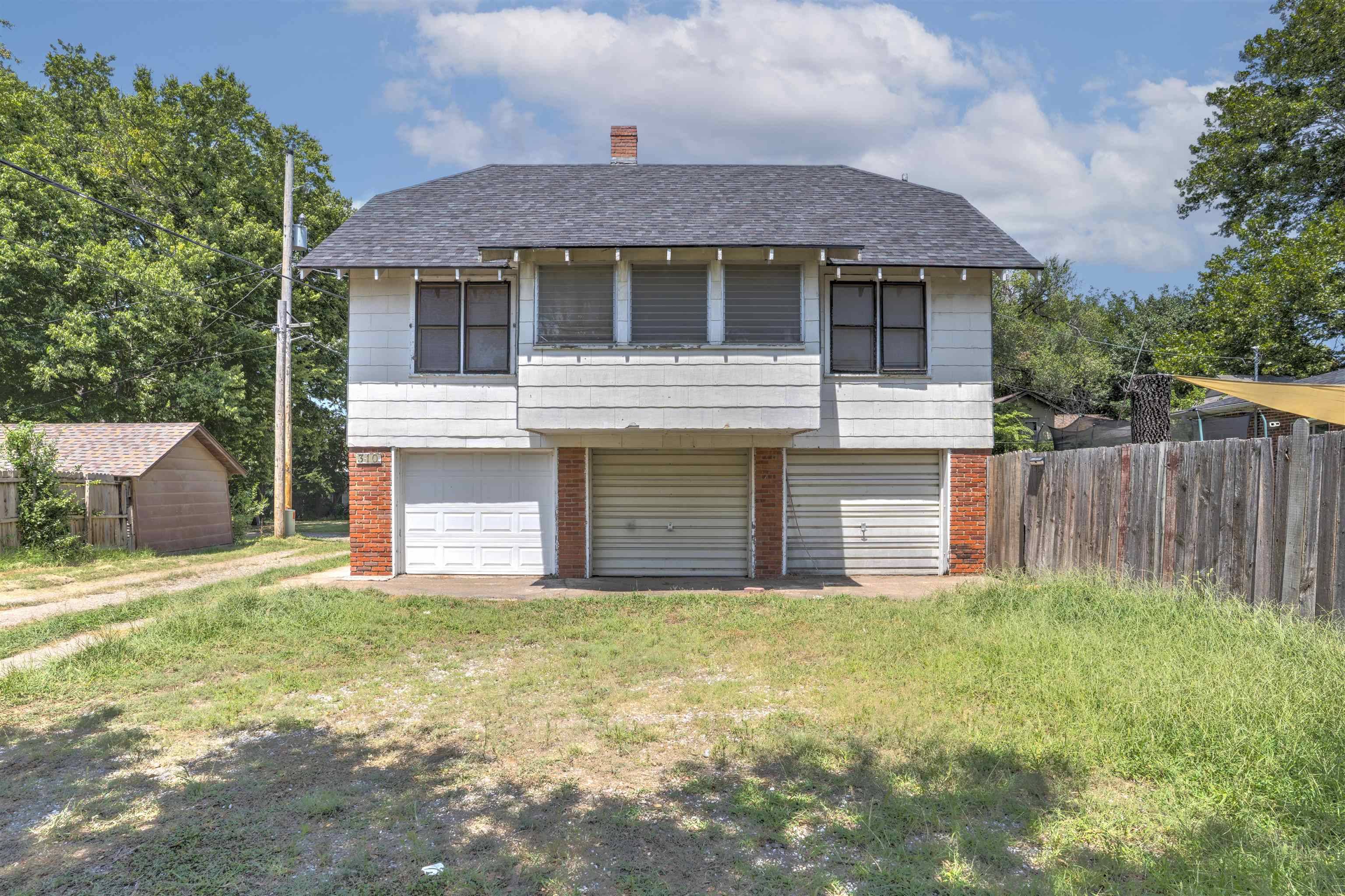 303 N 2nd, Arkansas City, KS 67005