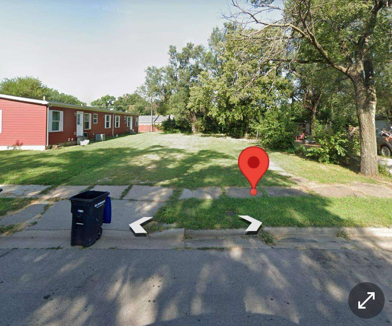 631 N High St, El Dorado, KS 67042