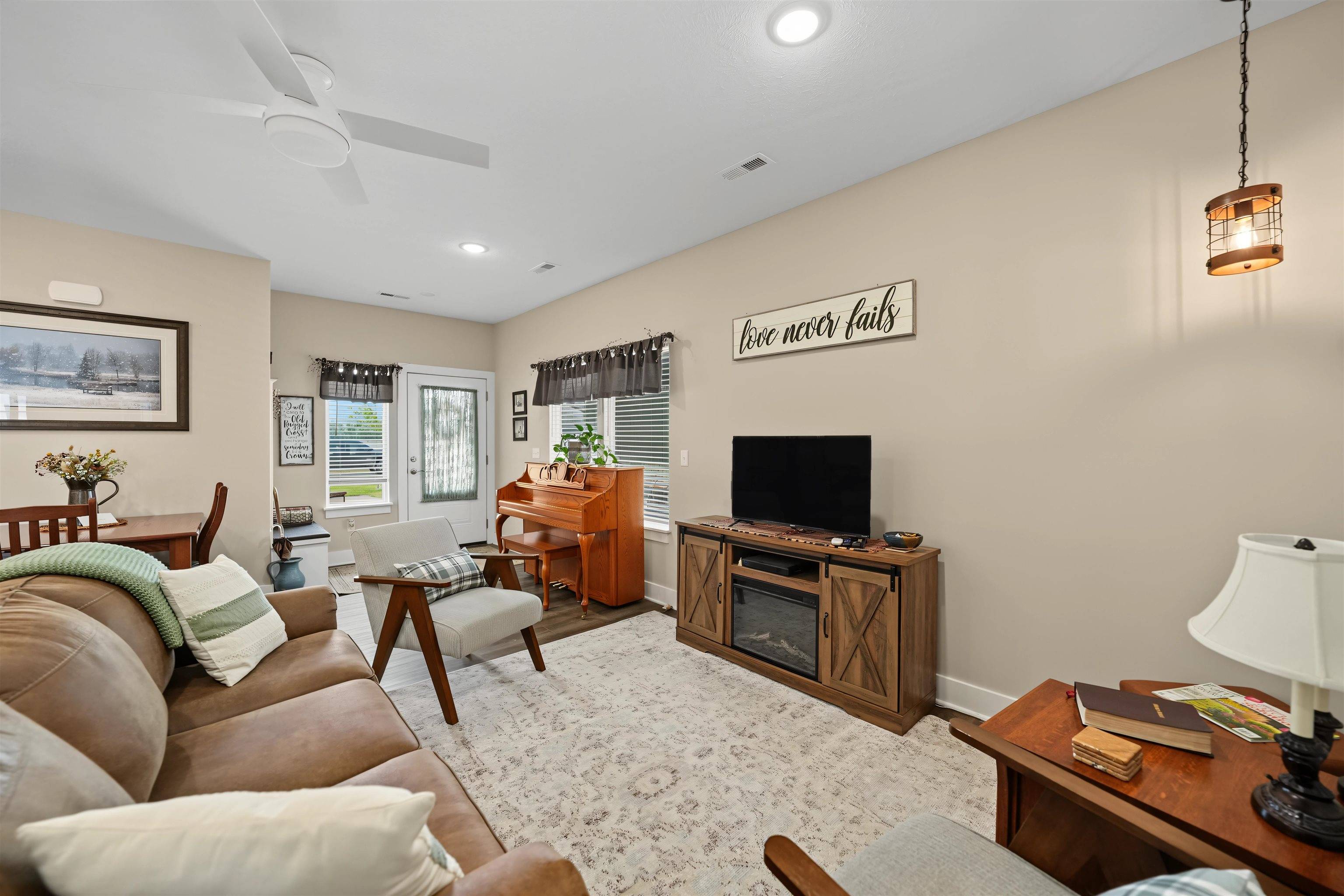 1007 Lingonberry Ln., Lindsborg, KS 67456