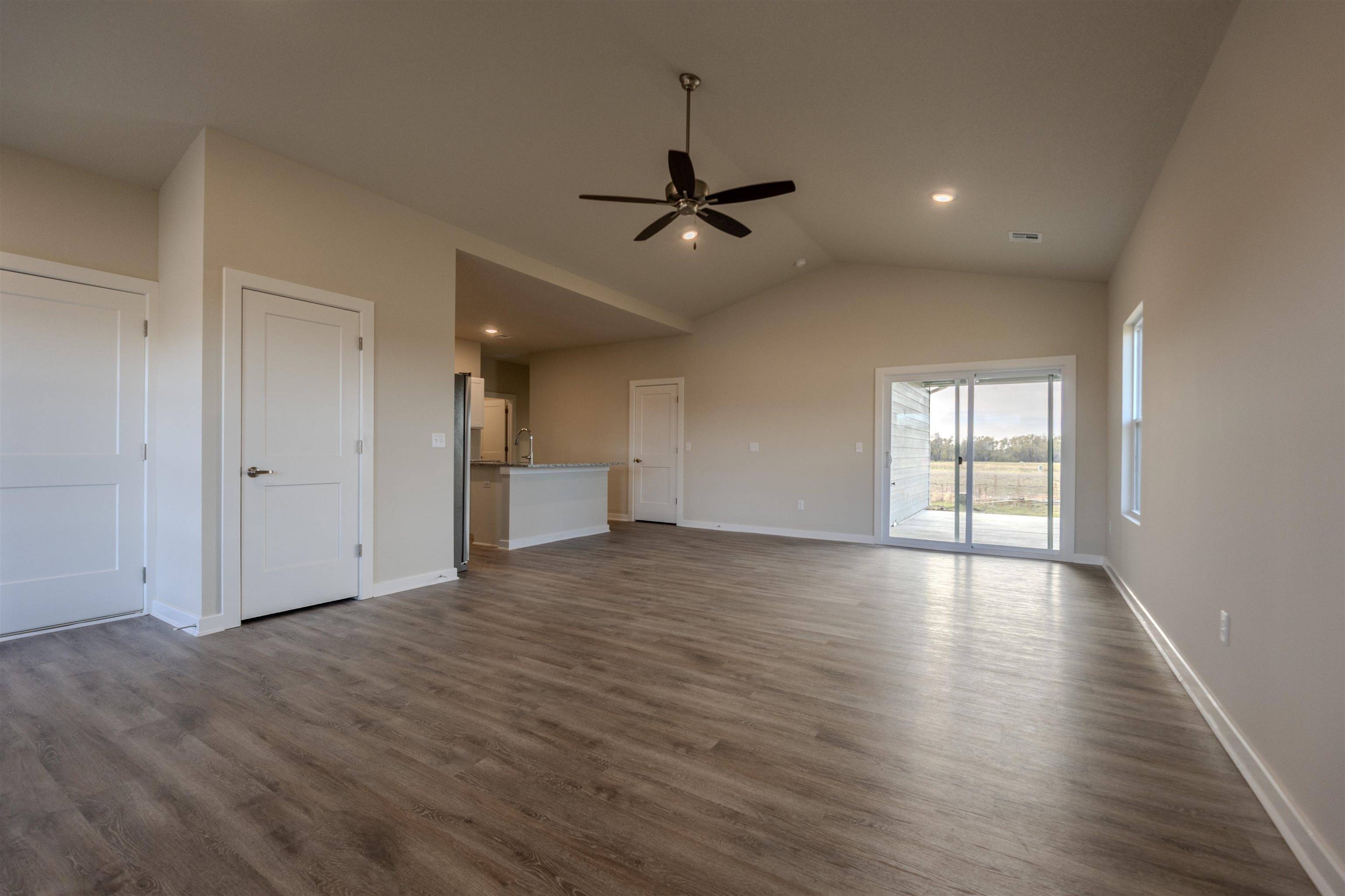 2222 S Vintage Dr, Andover, KS 67002