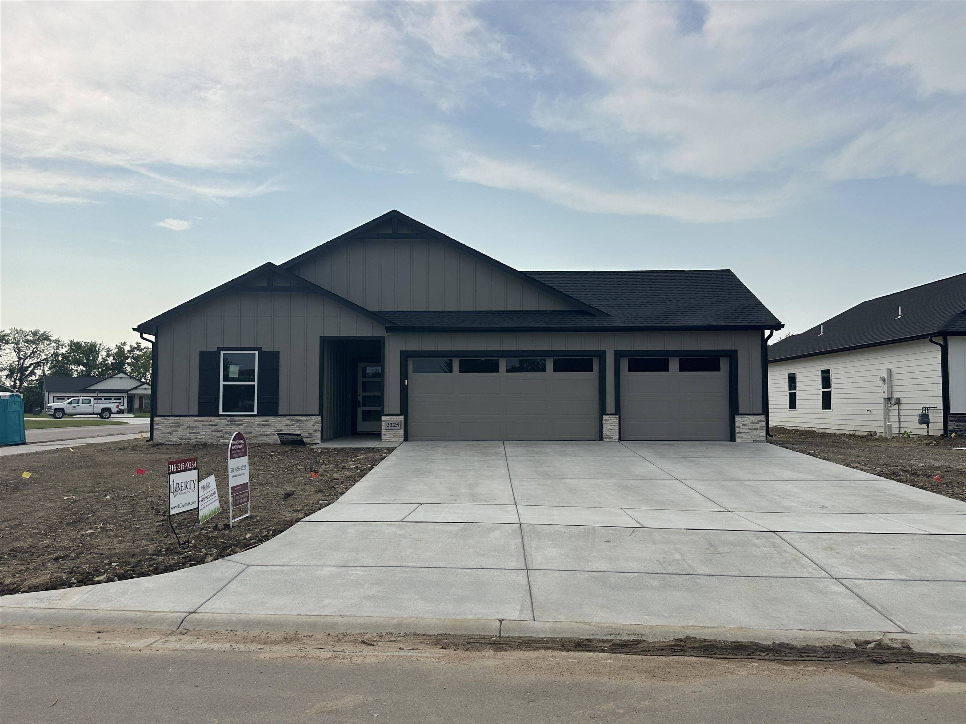 2225 S Monticello Pl, Andover, KS 67002