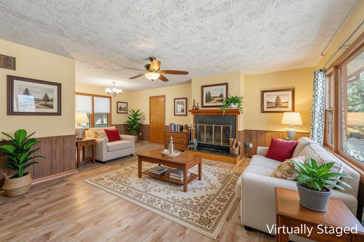 515 S G St, Wellington, KS 67152