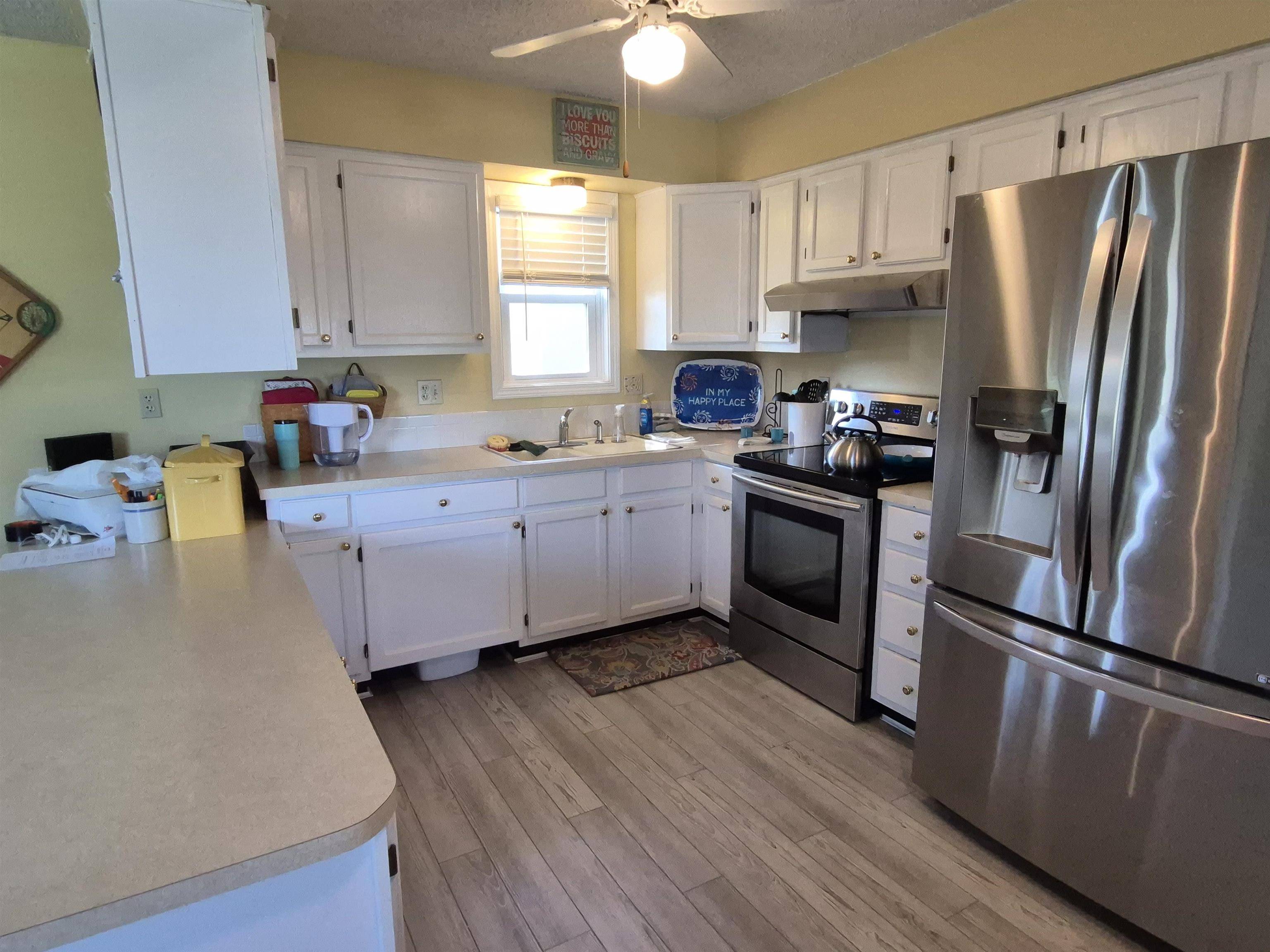 30 Eureka Lake Rd, Eureka, KS 67045