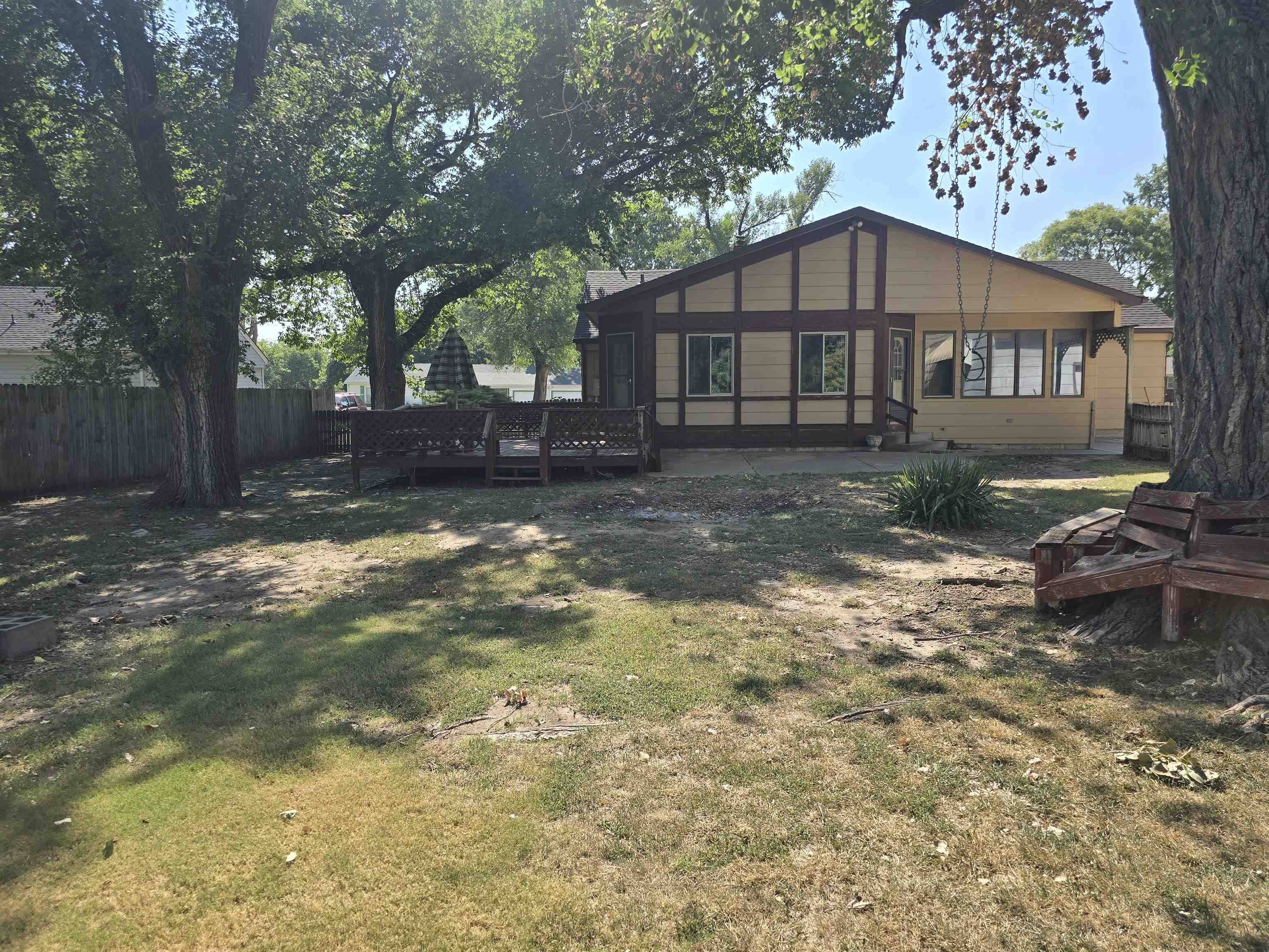 2618 N Athenian, Wichita, KS 67204