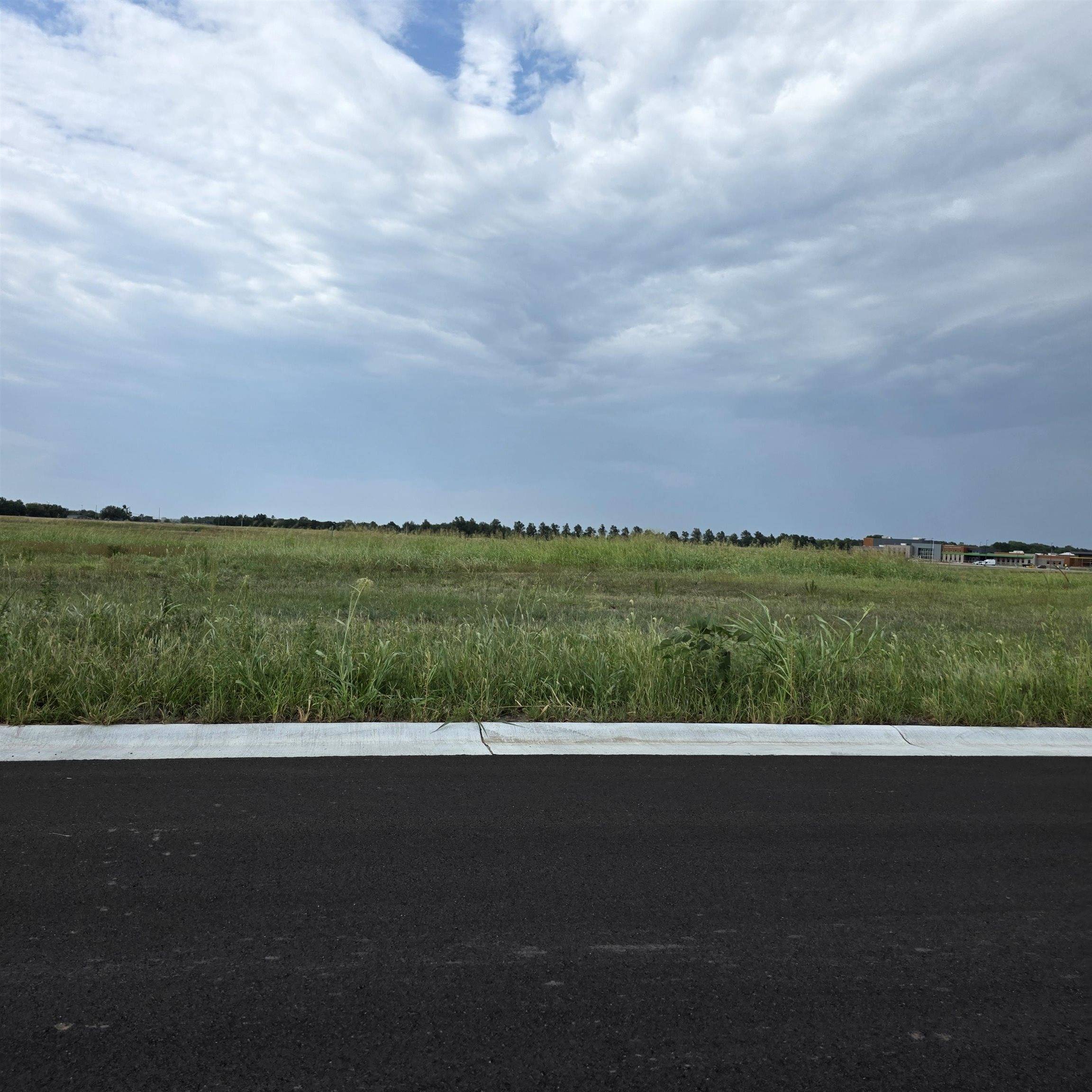 1330 Northridge, Valley Center, KS 67147