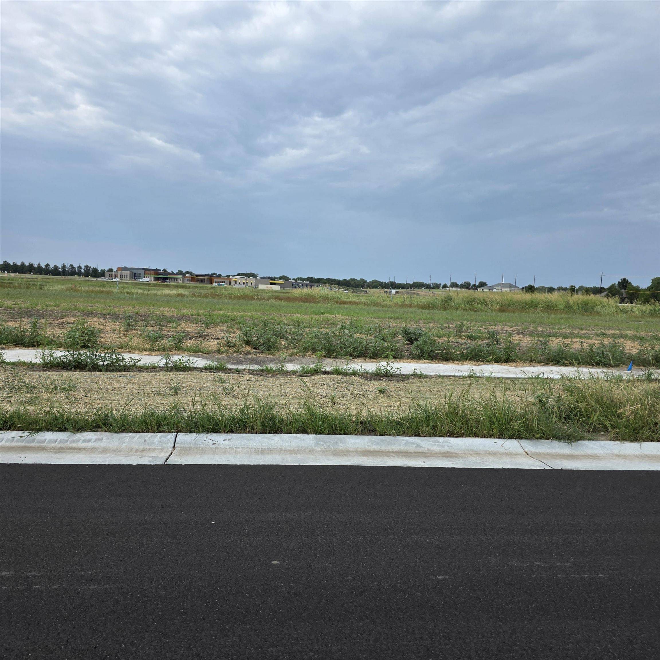 1600 Northridge, Valley Center, KS 67147