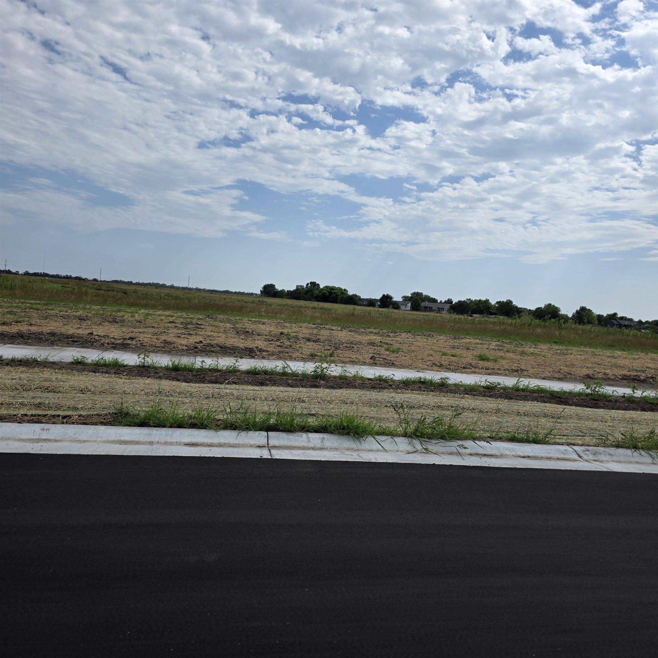 1311 Northridge, Valley Center, KS 67147