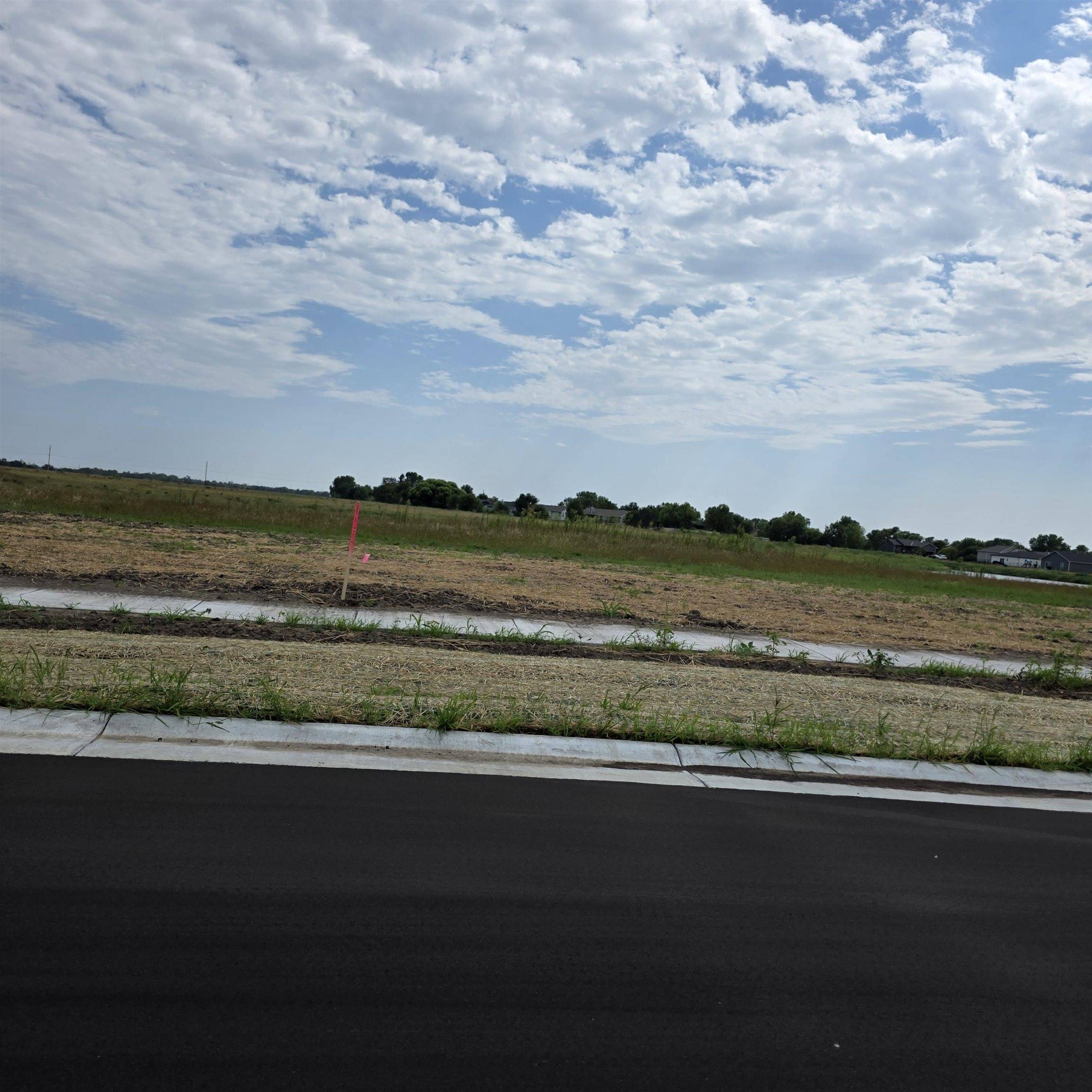 1301 Northridge, Valley Center, KS 67147
