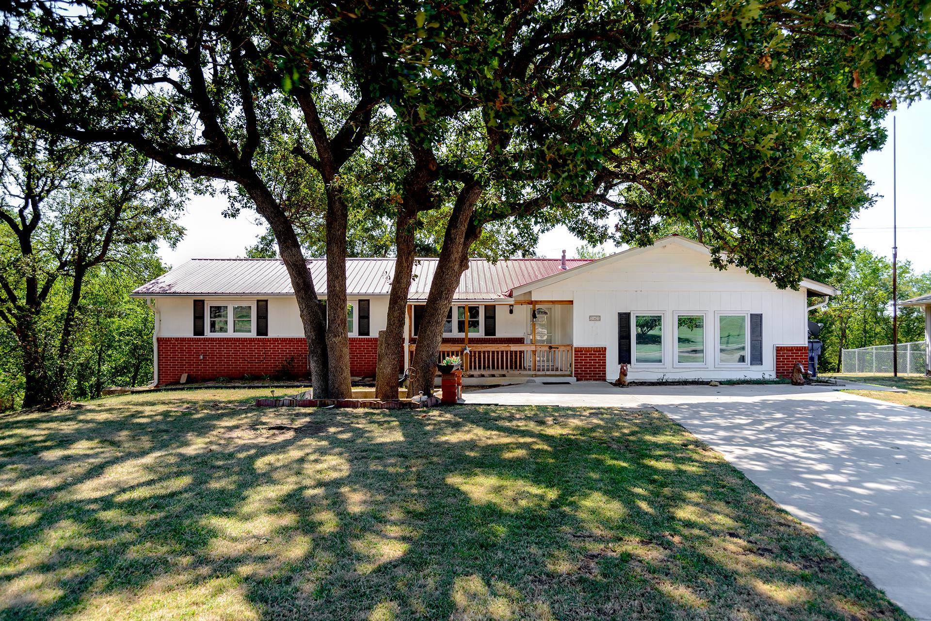 142 Magnolia Dr., Kaw City, OK 74641