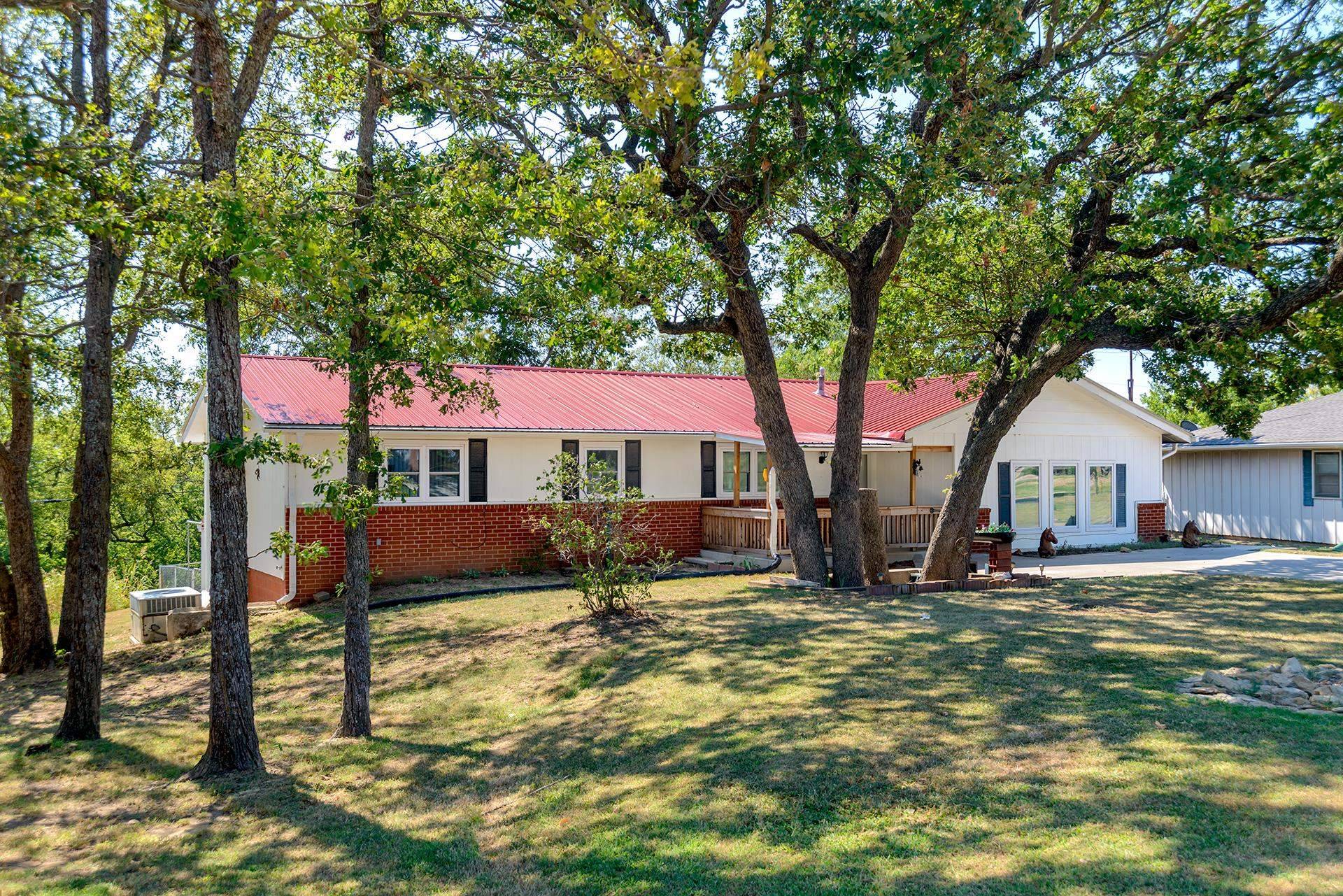 142 Magnolia Dr., Kaw City, OK 74641