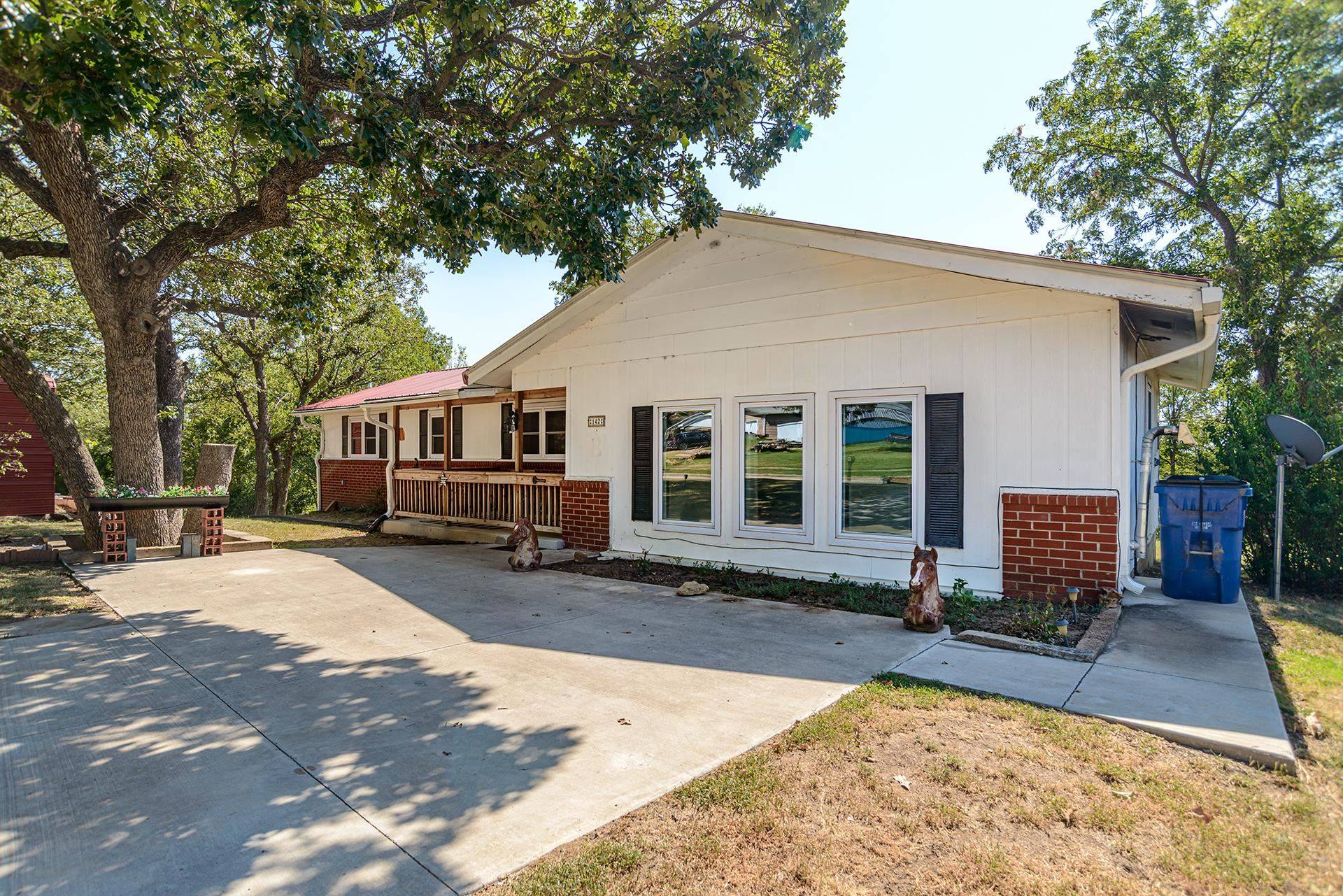 142 Magnolia Dr., Kaw City, OK 74641