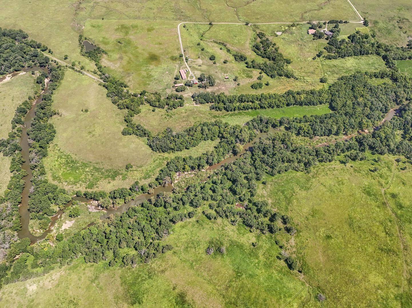 1549A Y, Eureka, KS 67045