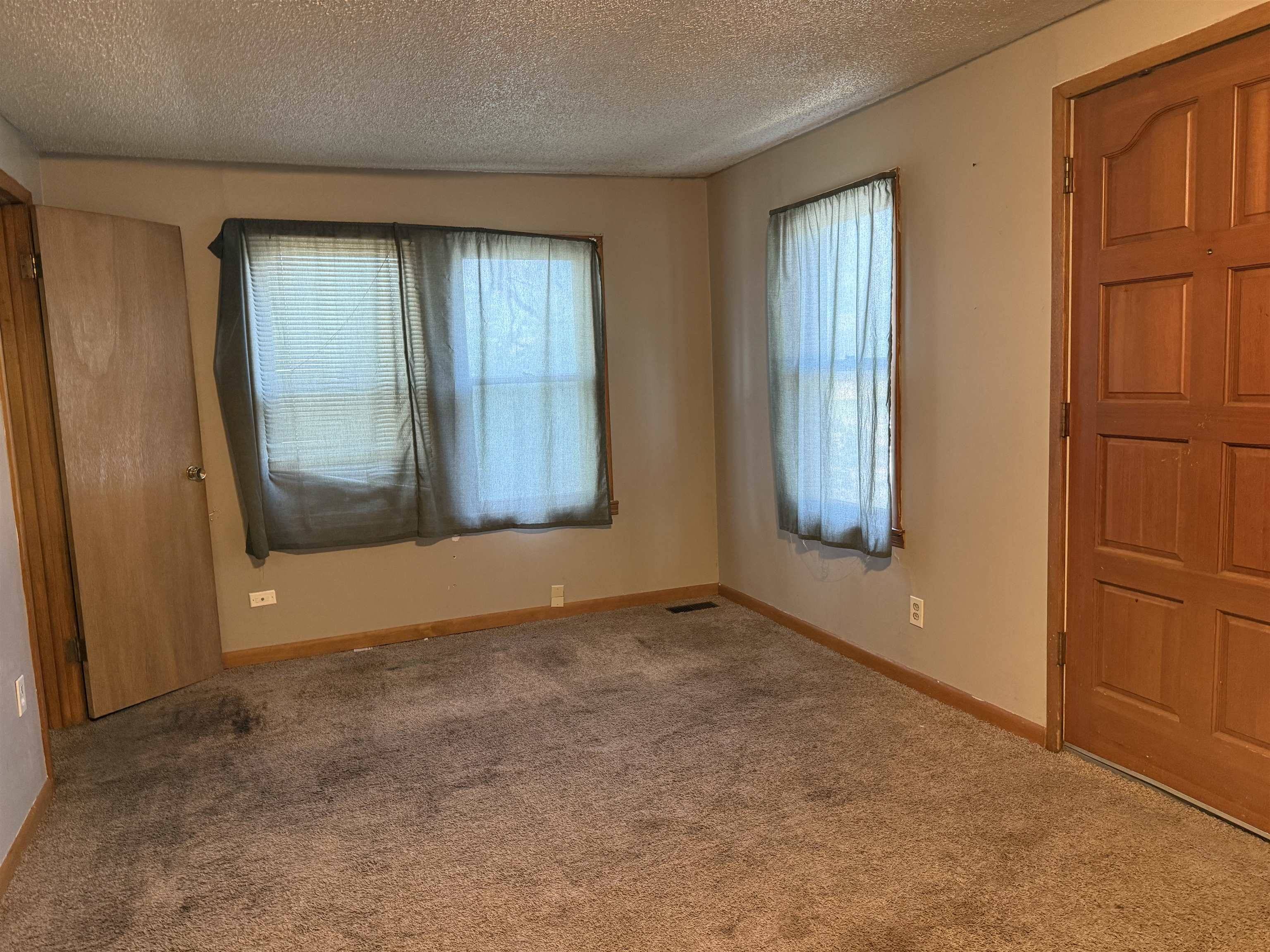 4223 W Zoo Blvd, Wichita, KS 67212