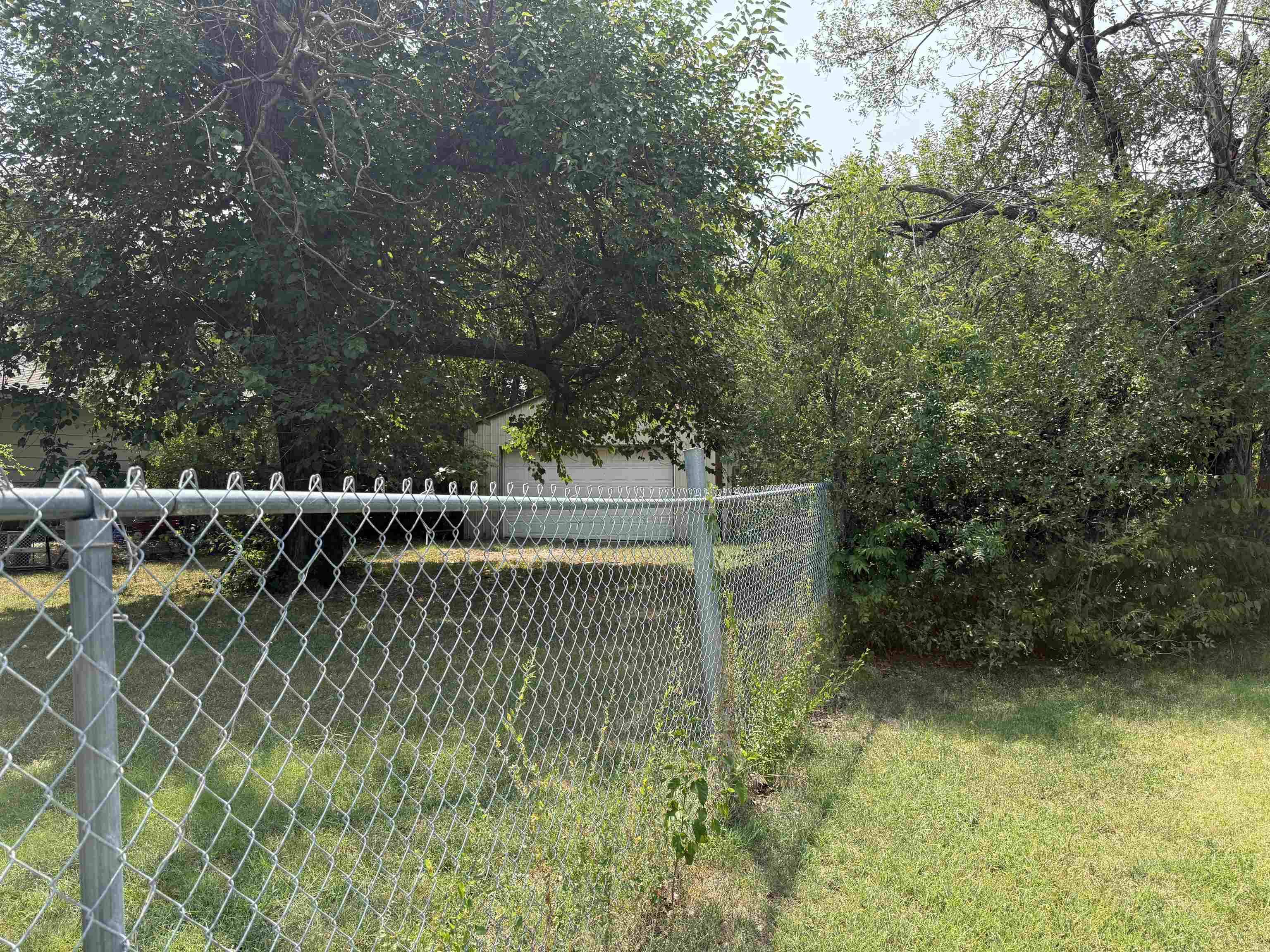 4223 W Zoo Blvd, Wichita, KS 67212