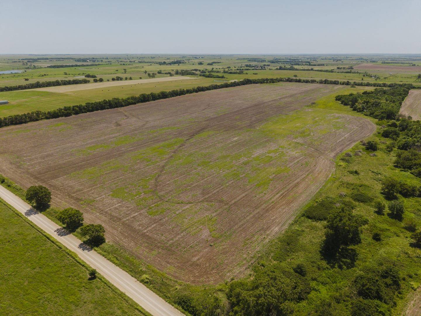 1364 V, Eureka, KS 67045