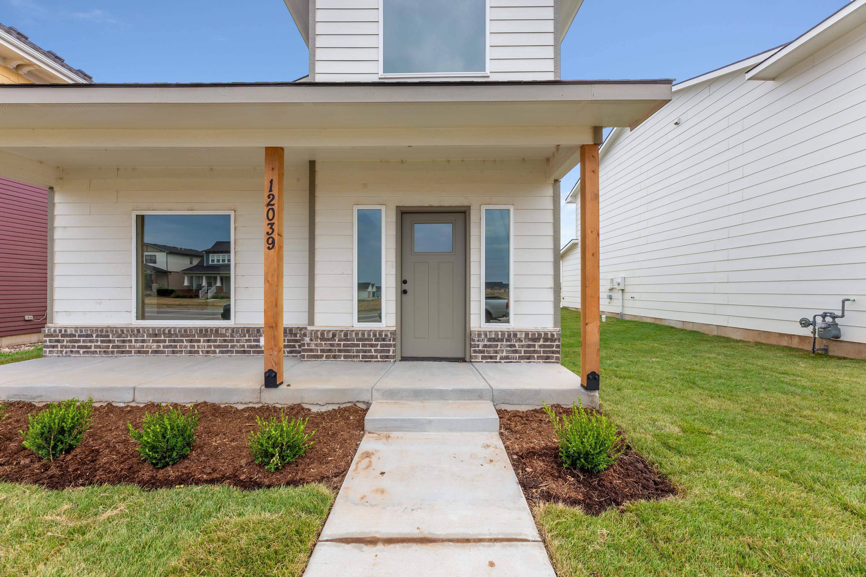 12039 W Arvada Blvd, Maize, KS 67223
