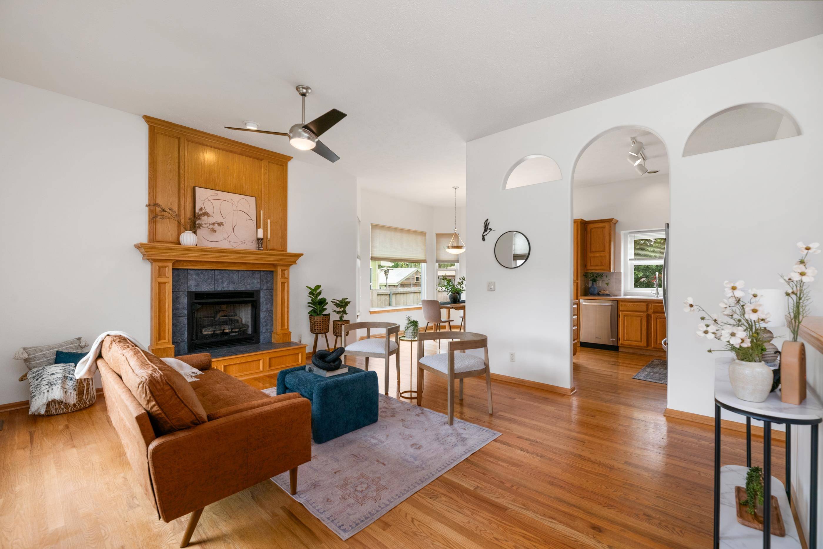 422 E Cheyenne Ct., Kechi, KS 67067