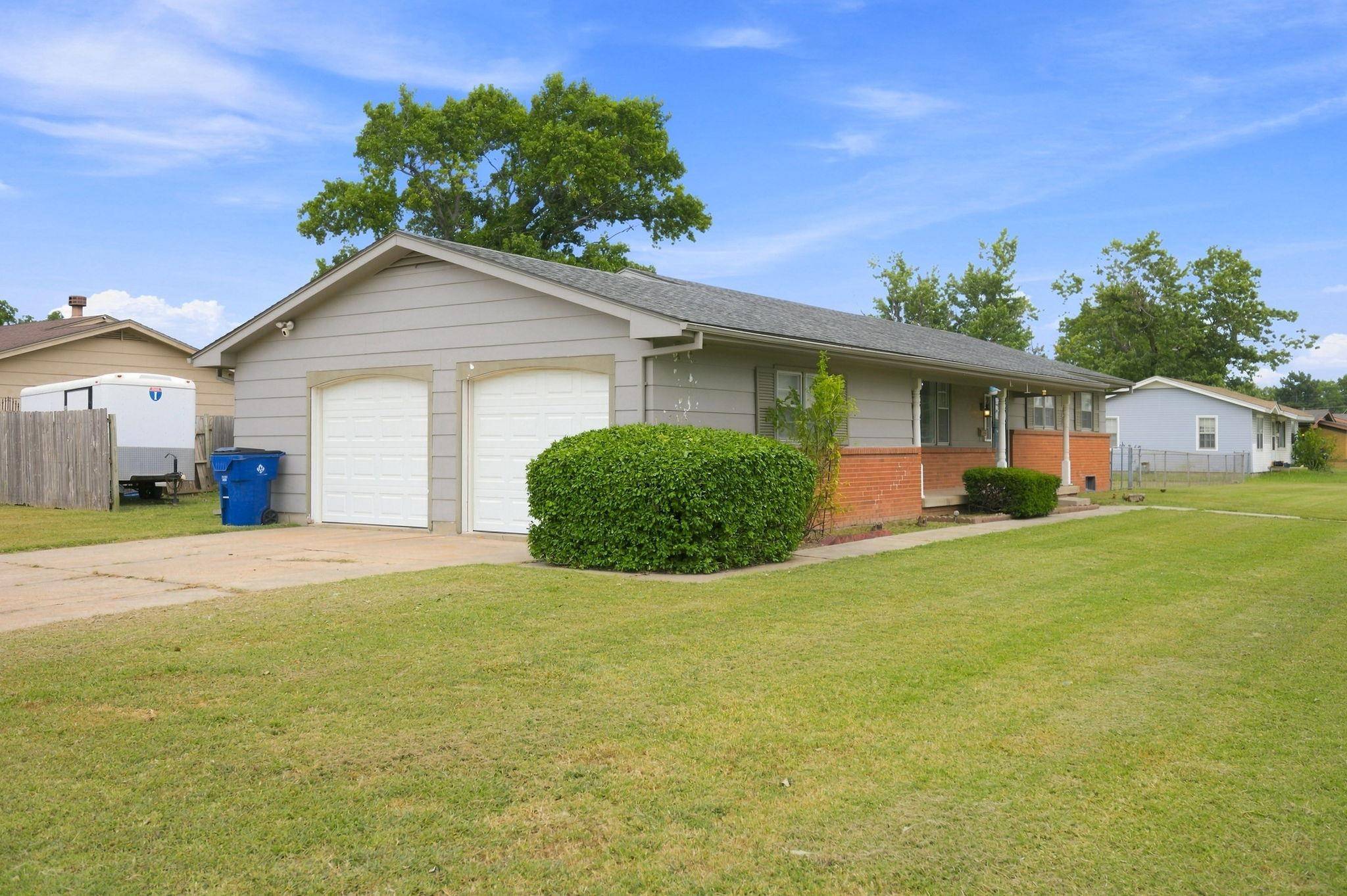 2511 S Osage, Wichita, KS 67217