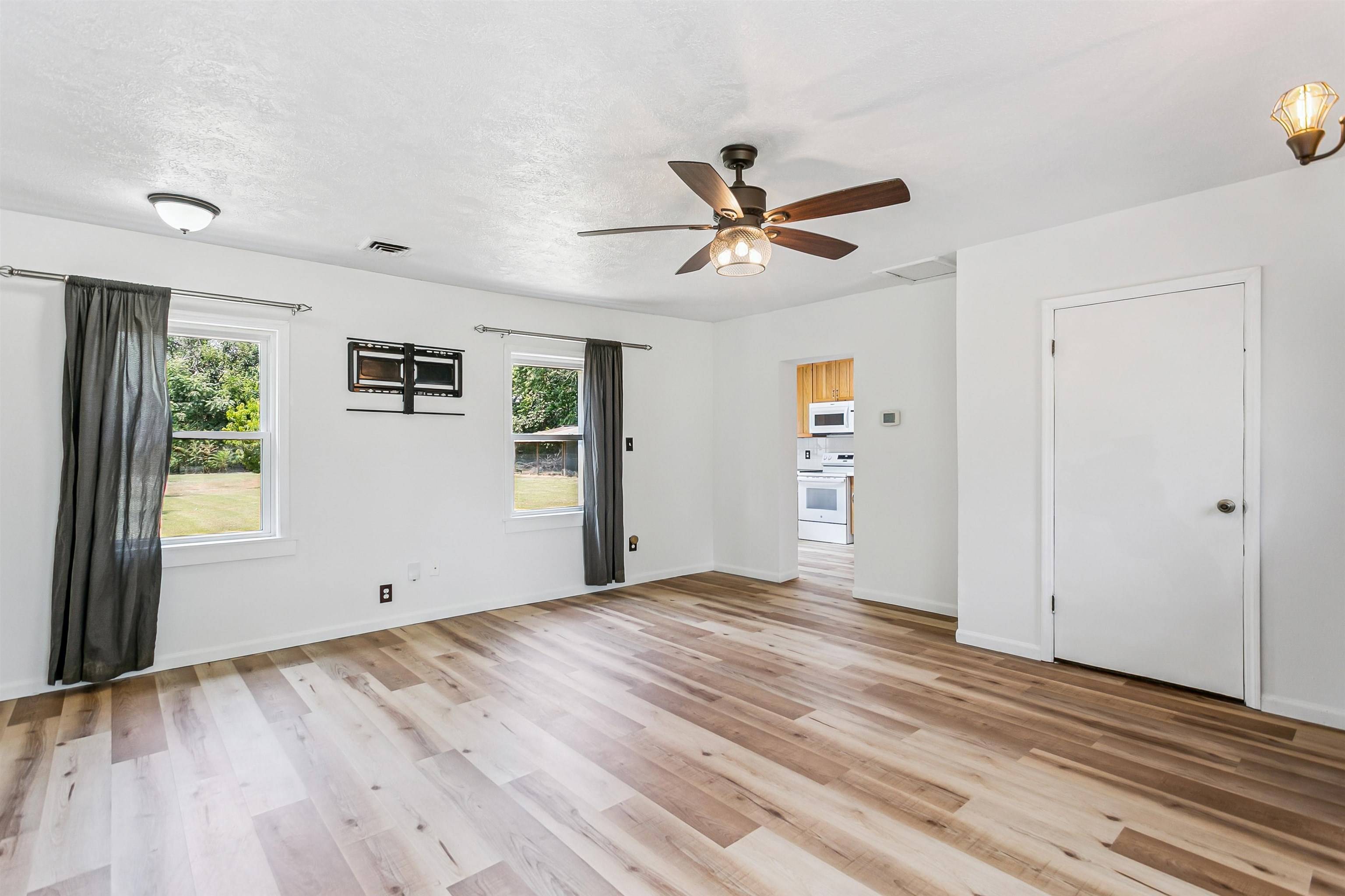 7433 S Pattie St, Haysville, KS 67060