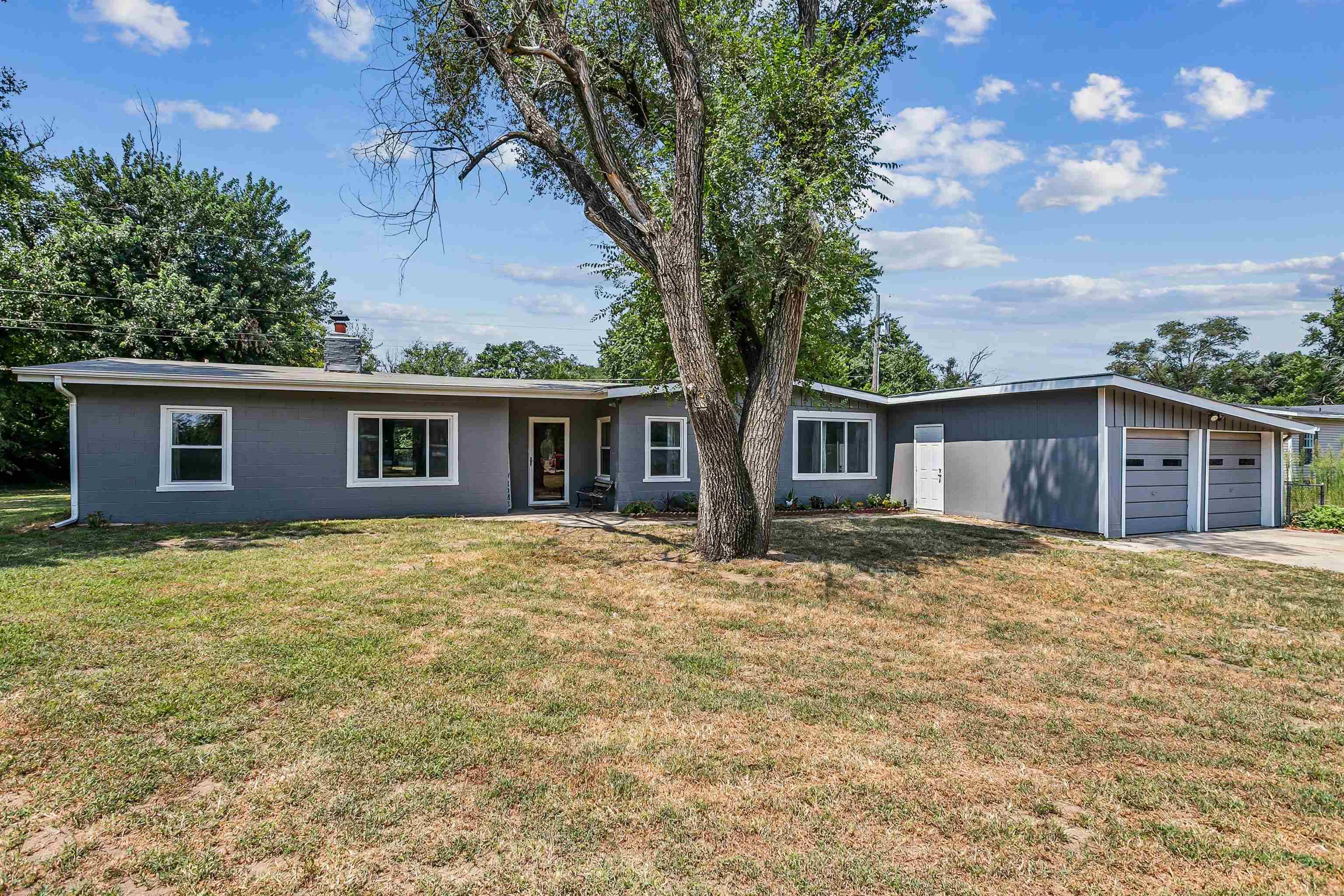 7433 S Pattie St, Haysville, KS 67060