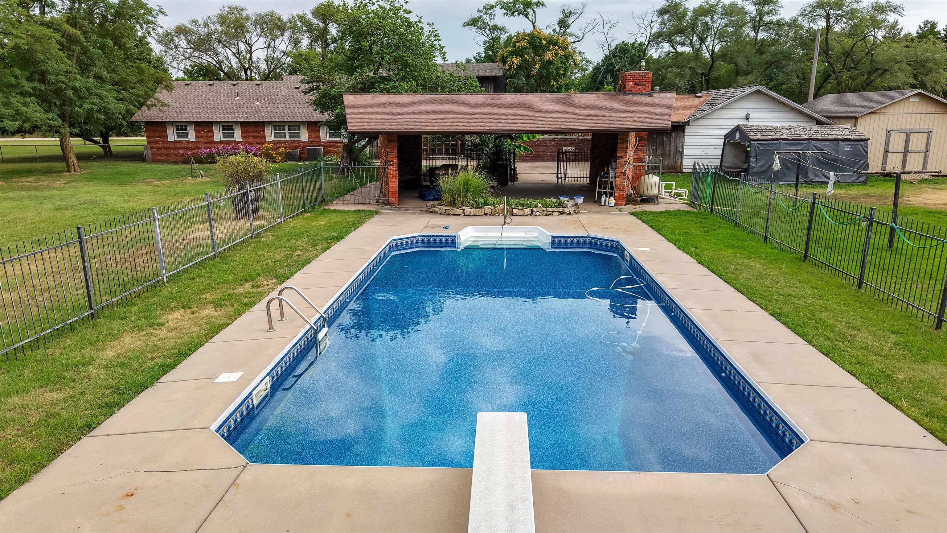 1230 S Reece, Goddard, KS 67052