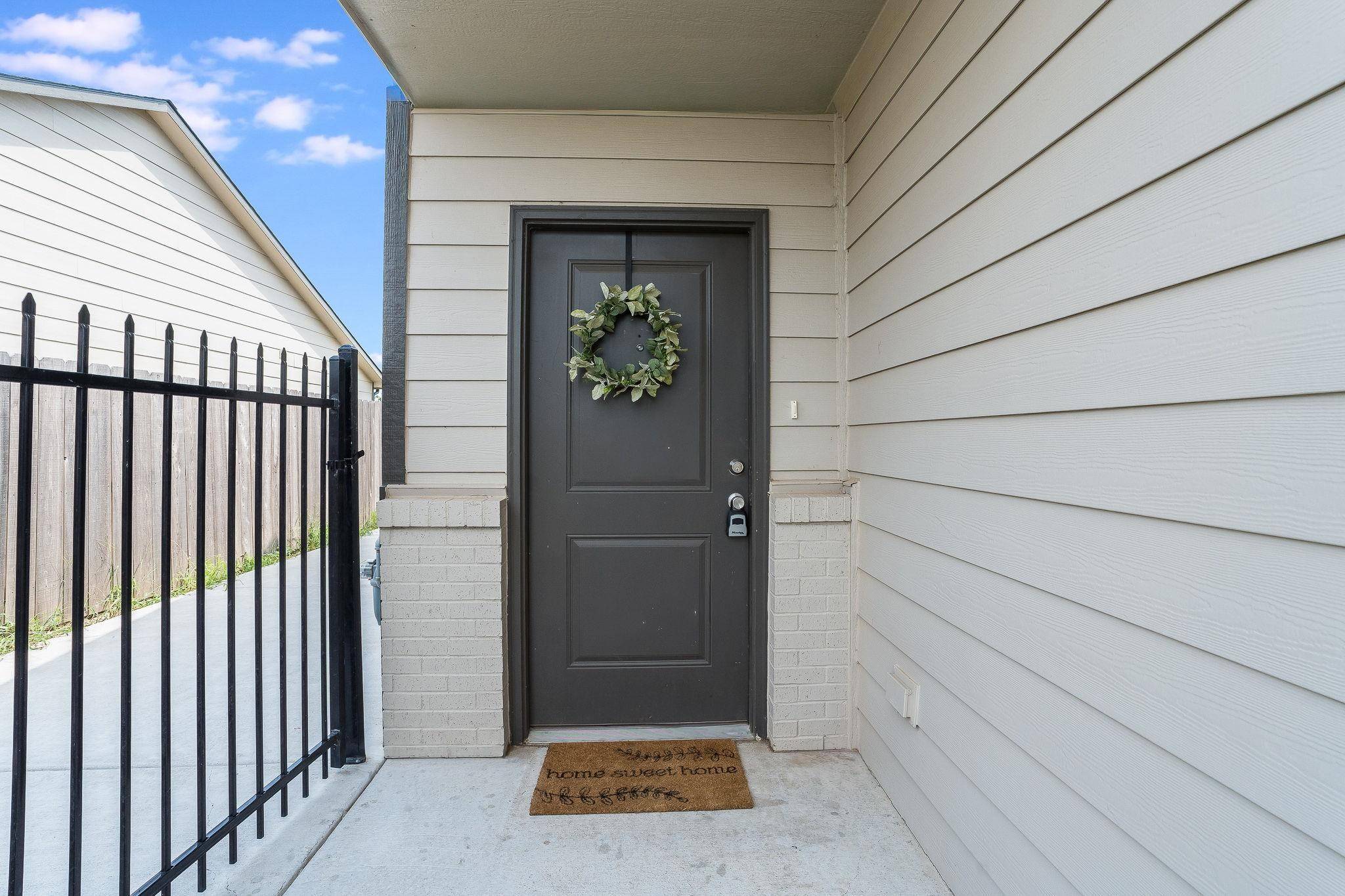 12037 W Shadow Lakes, Maize, KS 67205