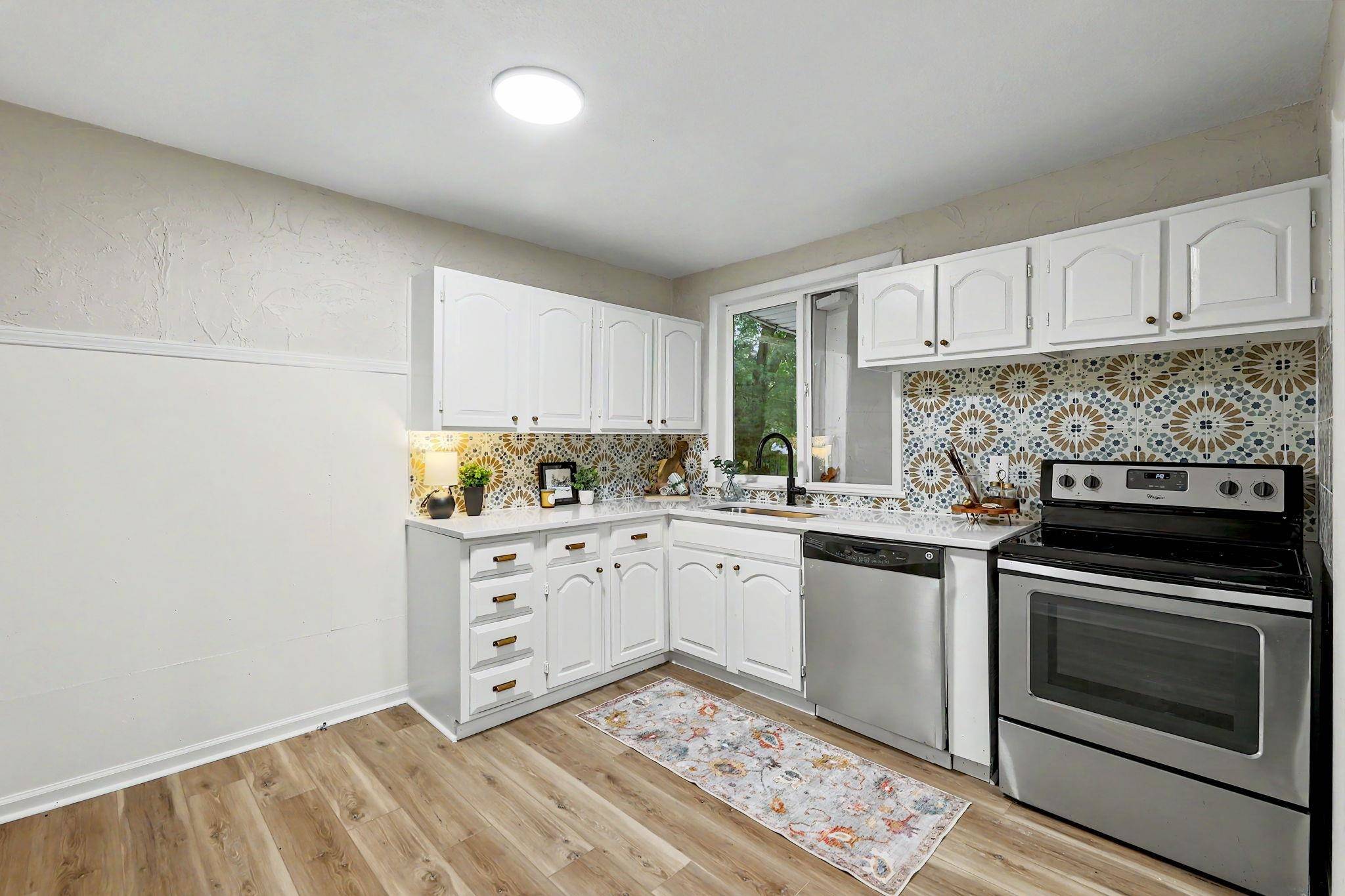545 S Queen, Maize, KS 67001