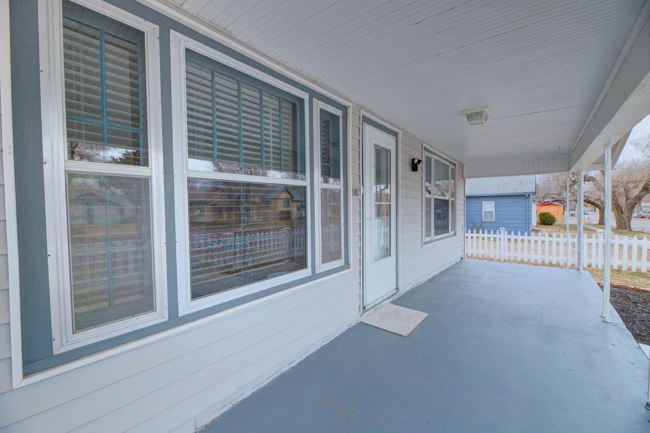 411 W Chestnut Ave., Arkansas City, KS 67005