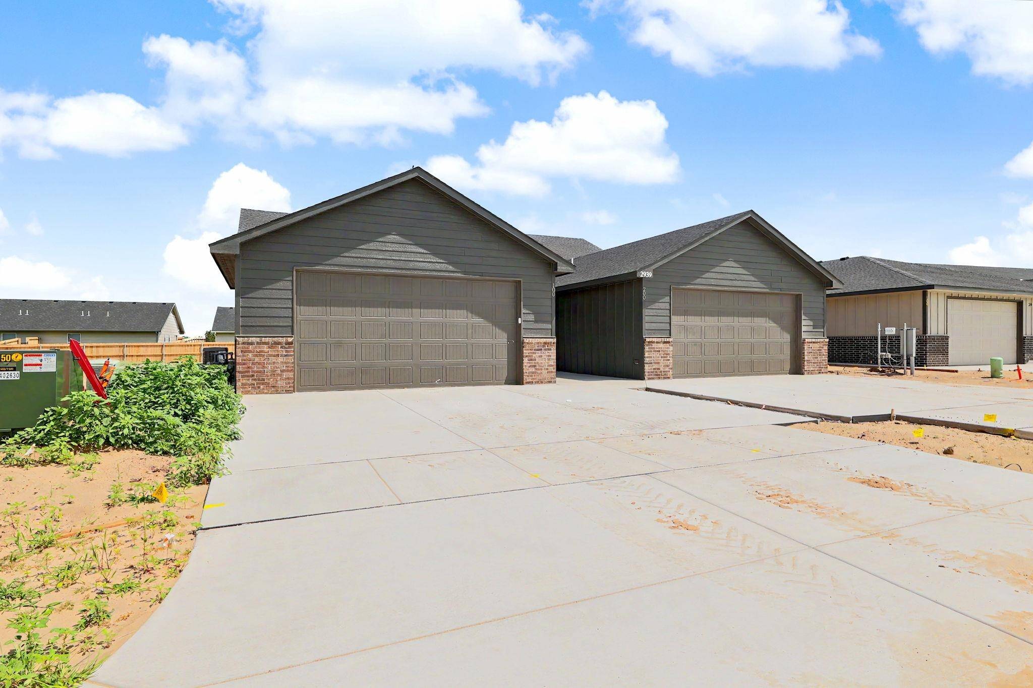 2919 S Cedar Crest Ct #100, Wichita, KS 67215