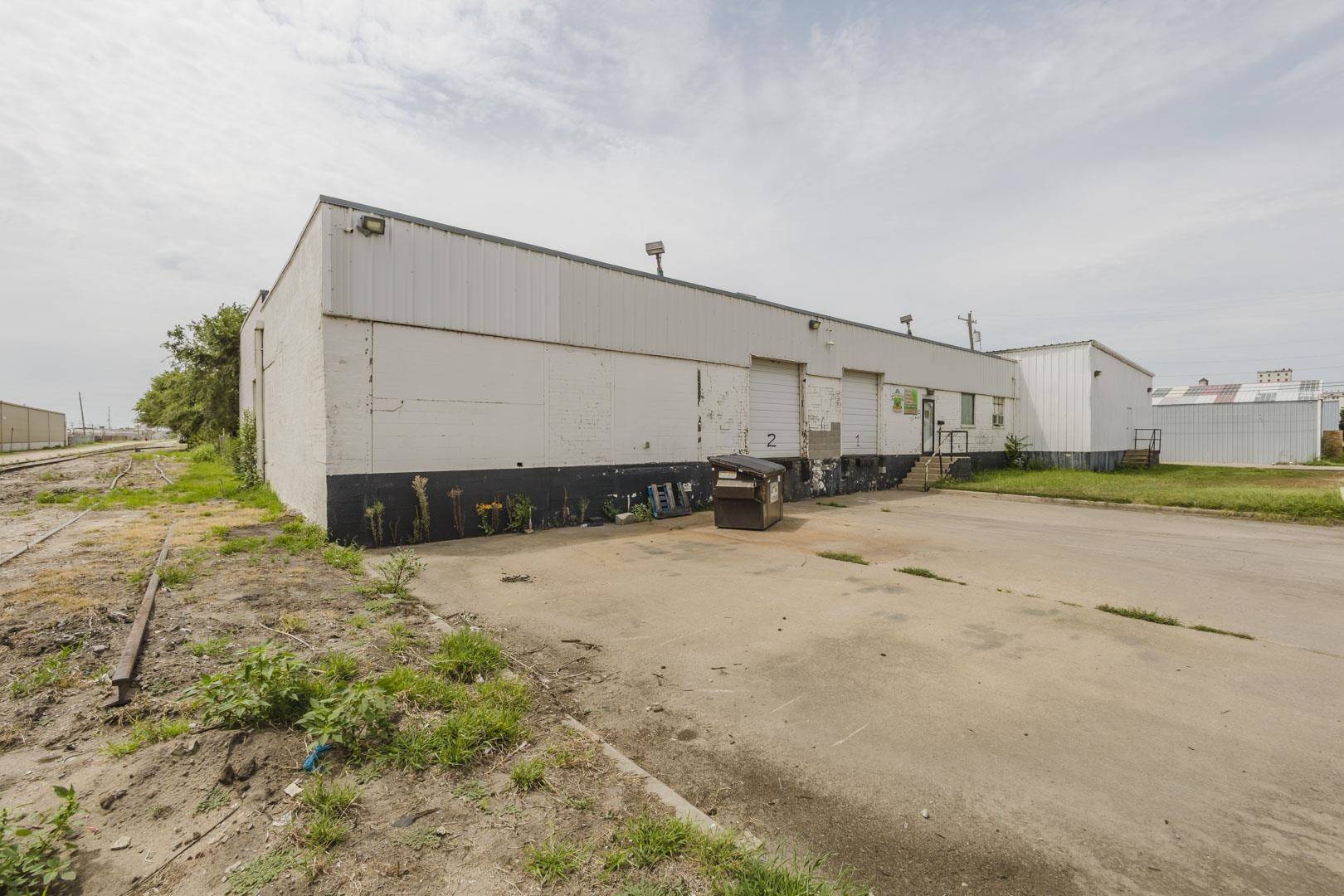 925 E 19th, Wichita, KS 67214