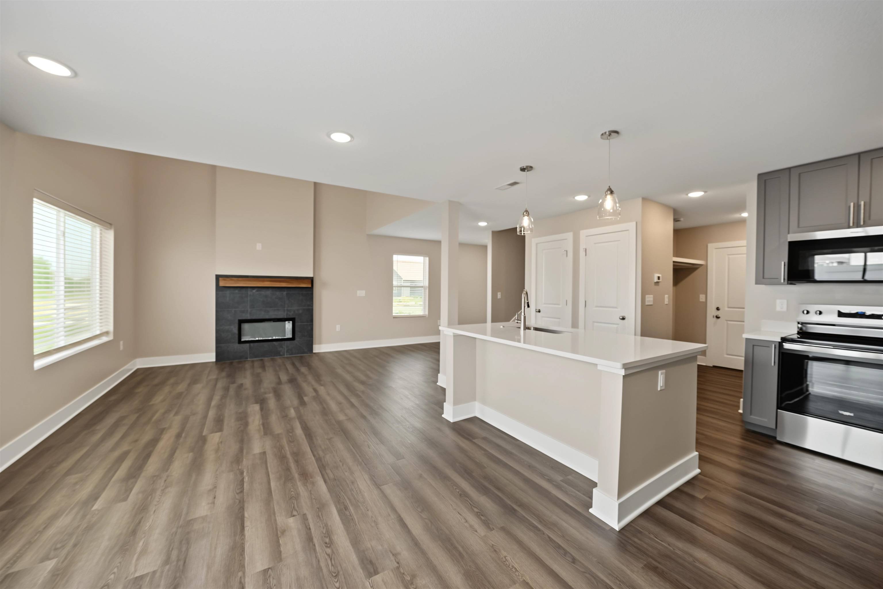 2704 Amelia Lane, Salina, KS 67401