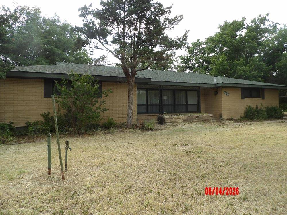 739 N 119th St. W.,, Wichita, KS 67209