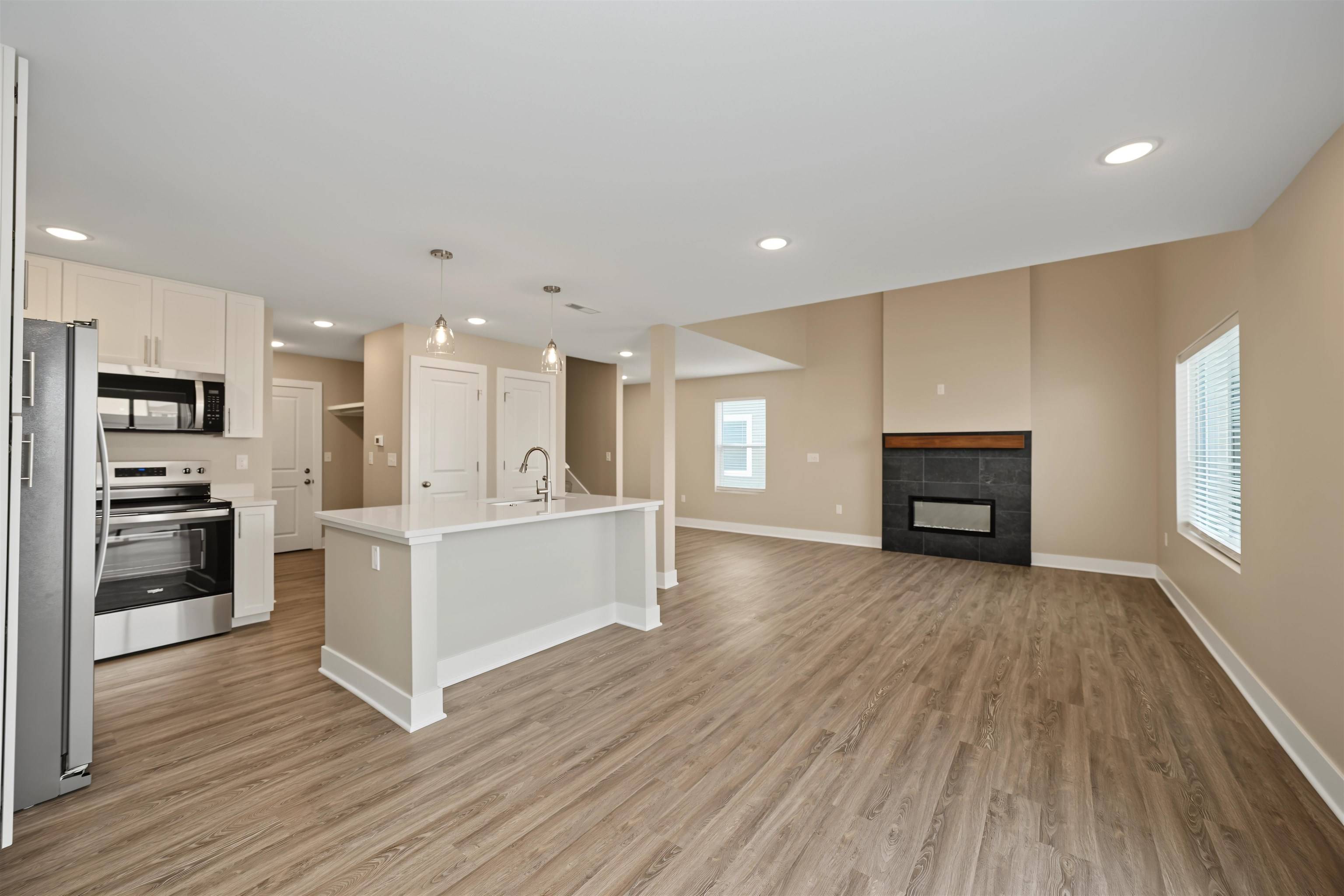 2706 Amelia Lane, Salina, KS 67401