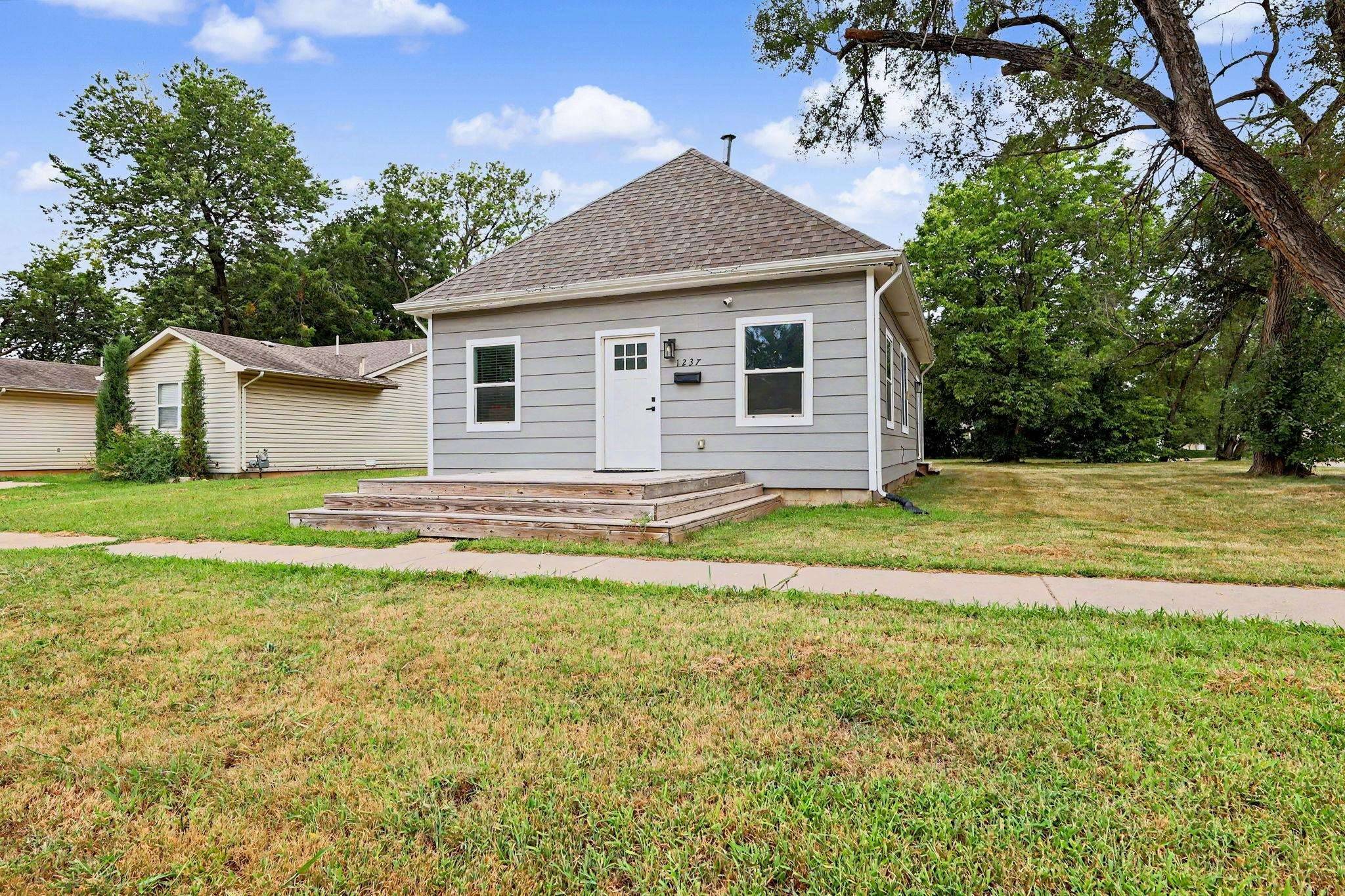 1237 N Osage, Augusta, KS 67010